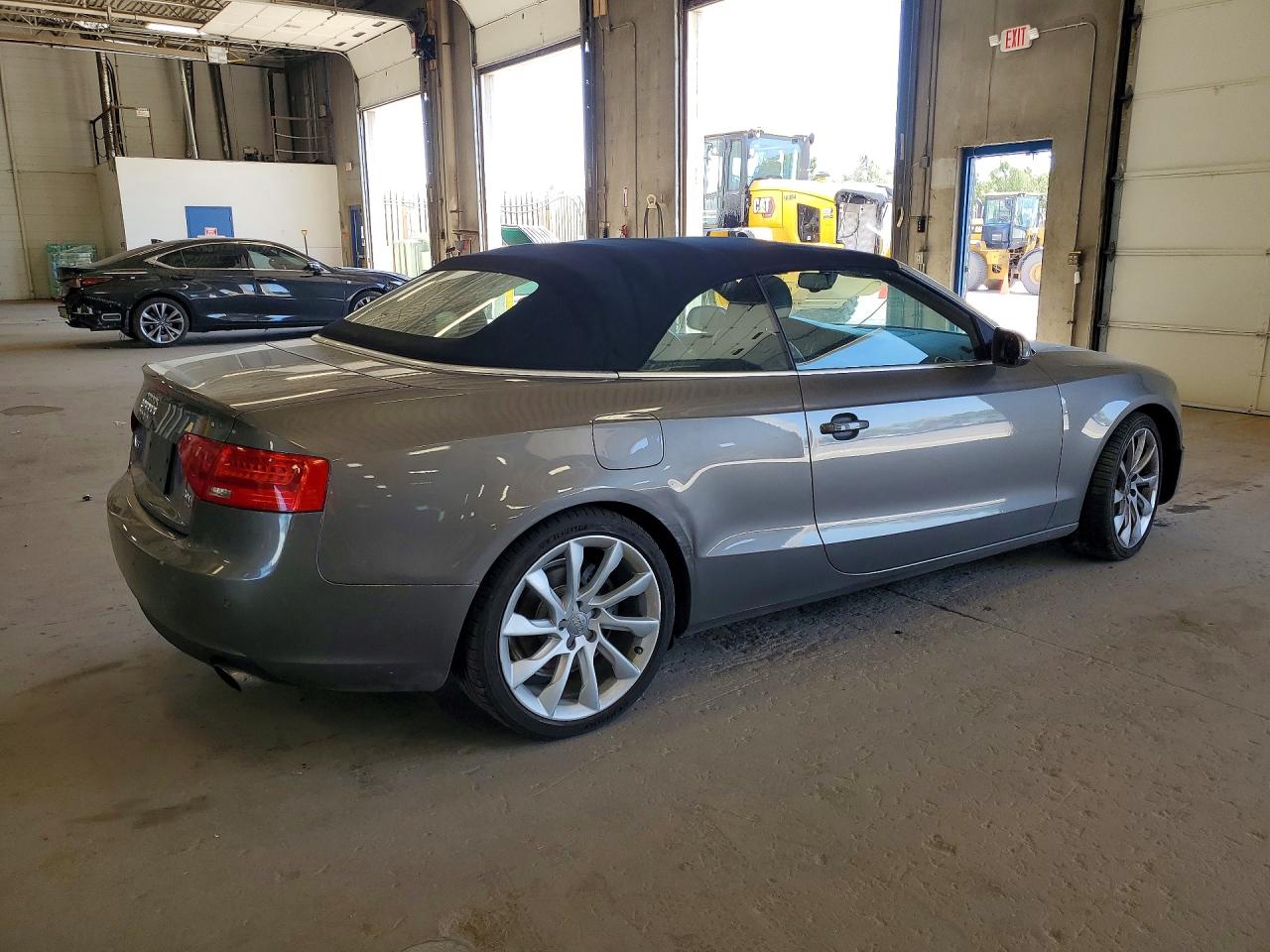 2014 Audi A5 Premium Plus Silver vin: WAULFAFH1EN006511