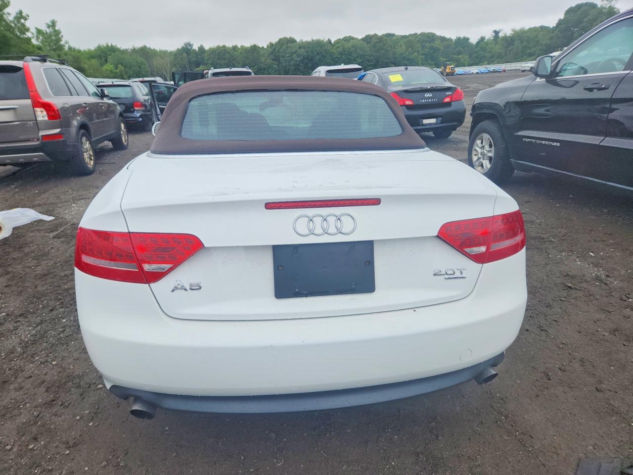 2010 Audi A5 Premium Plus White vin: WAULFAFH2AN018273