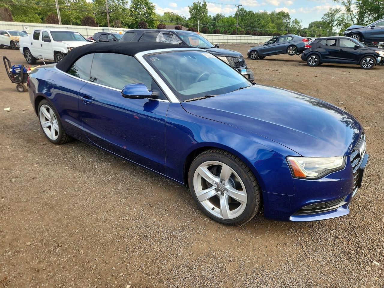 2013 Audi A5 Premium Plus Blue vin: WAULFAFH2DN010484