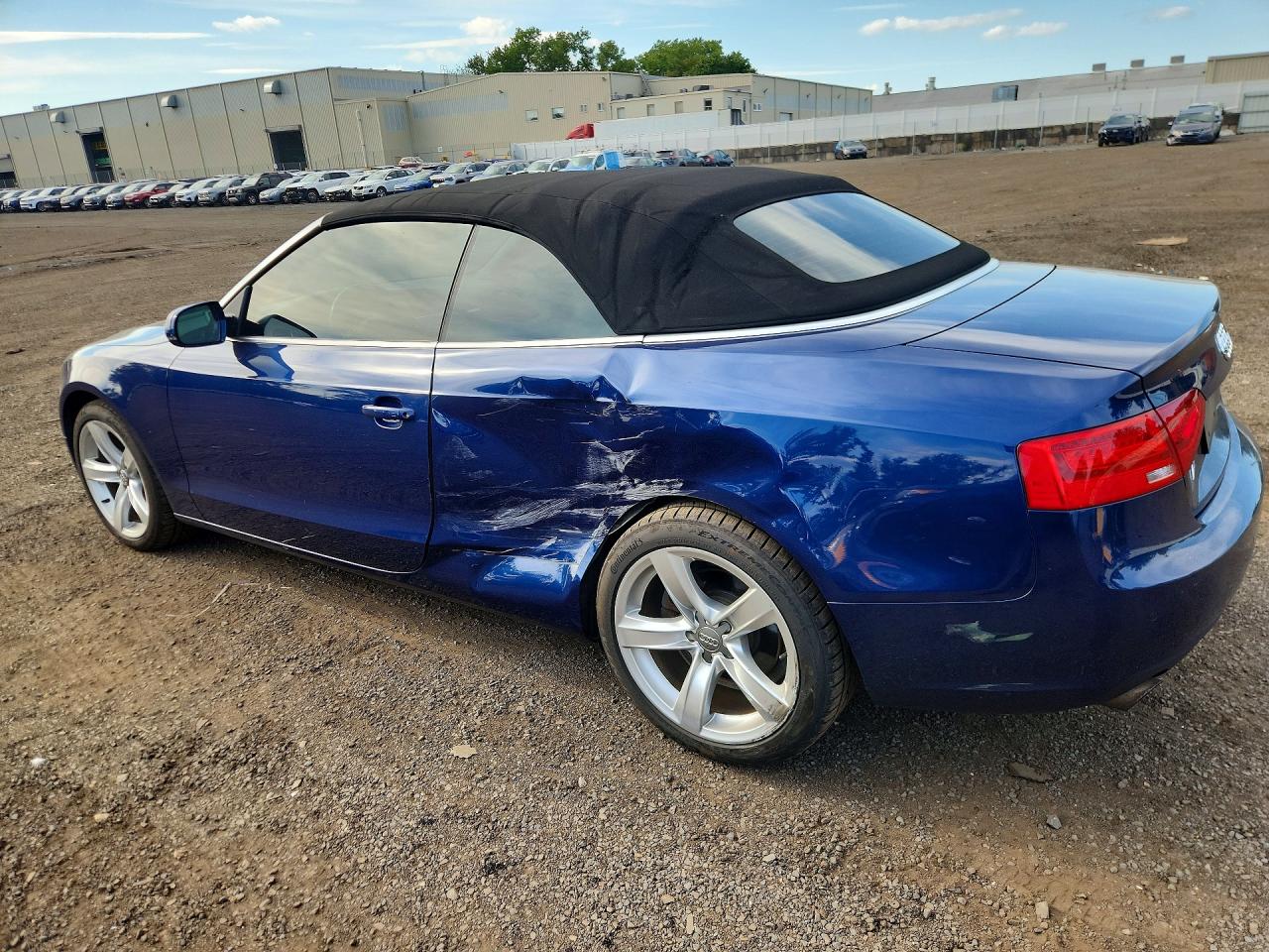 2013 Audi A5 Premium Plus Blue vin: WAULFAFH2DN010484