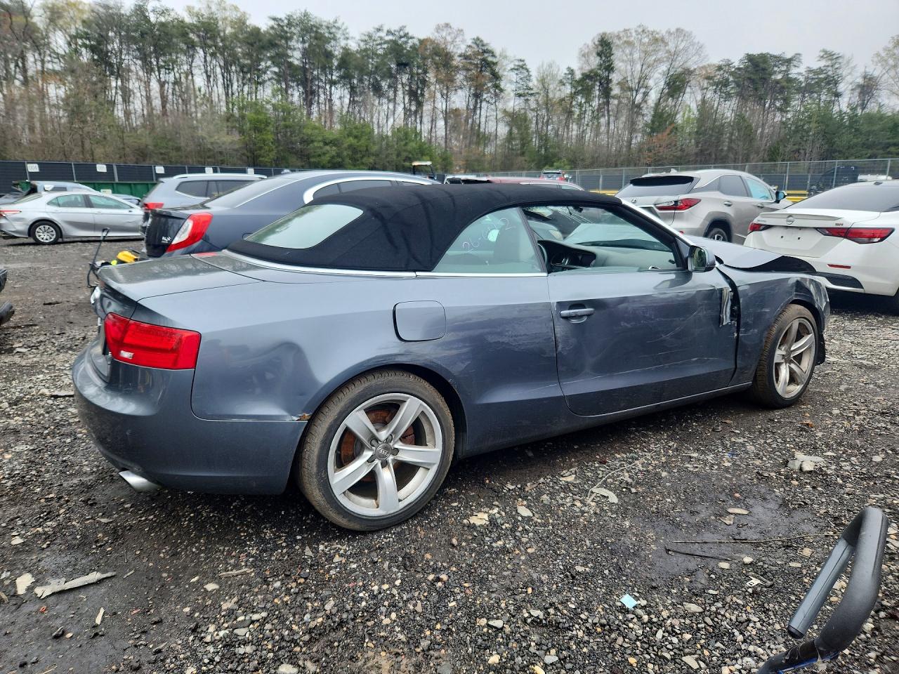 2013 Audi A5 Premium Plus Gray vin: WAULFAFH3DN002426
