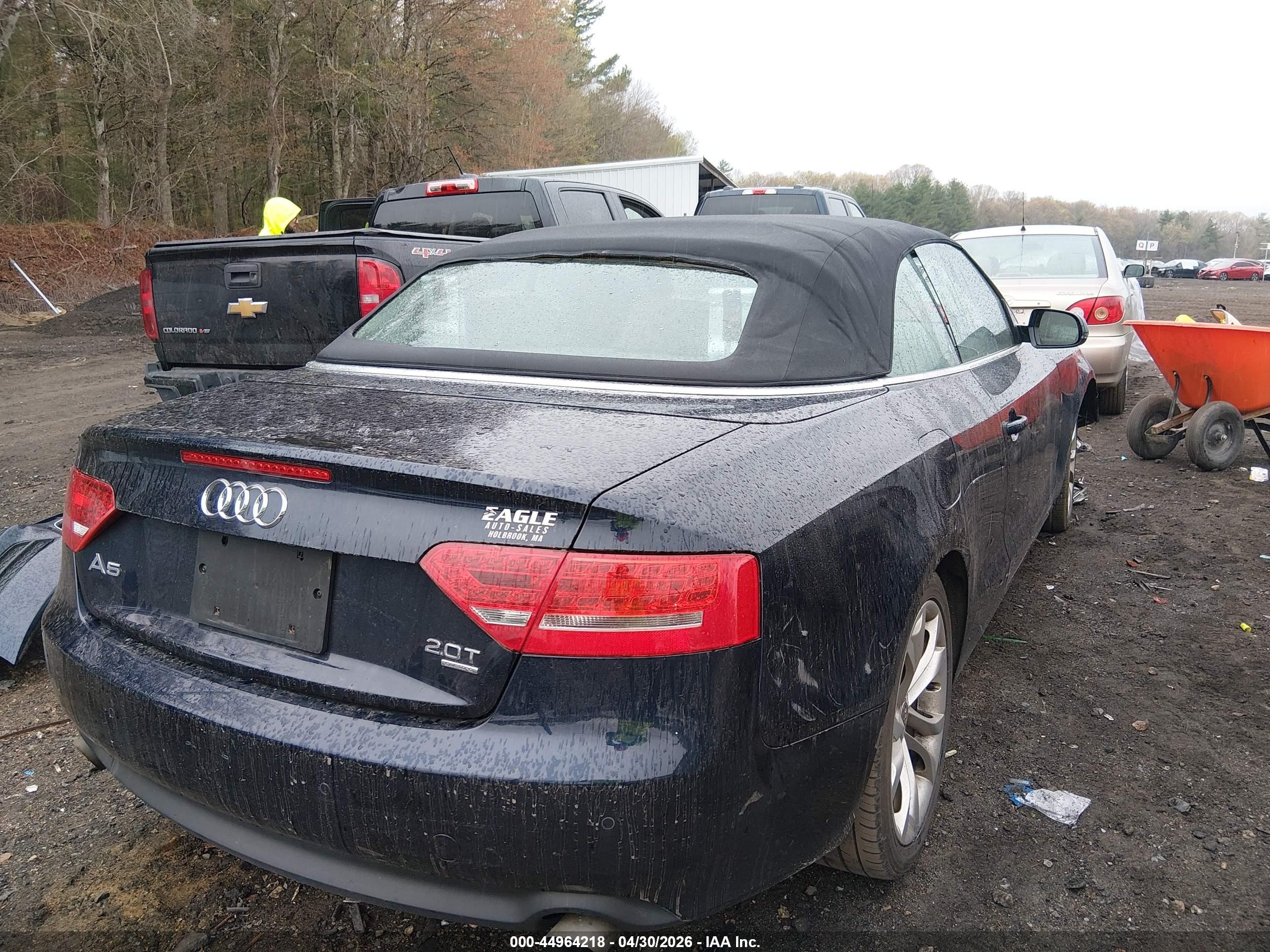 2010 Audi A5 2.0t Premium Dark Blue vin: WAULFAFH4AN020736