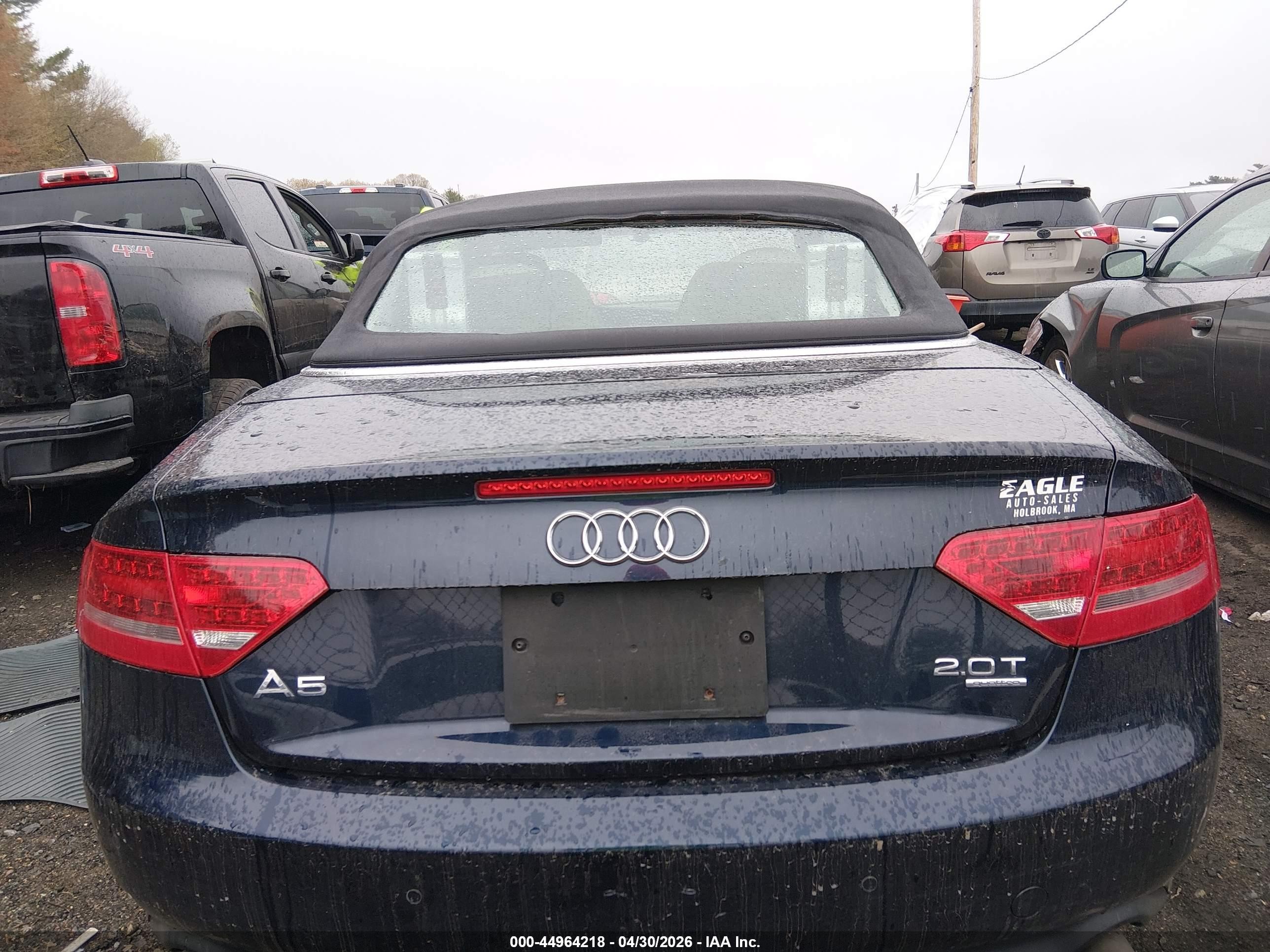 2010 Audi A5 2.0t Premium Dark Blue vin: WAULFAFH4AN020736
