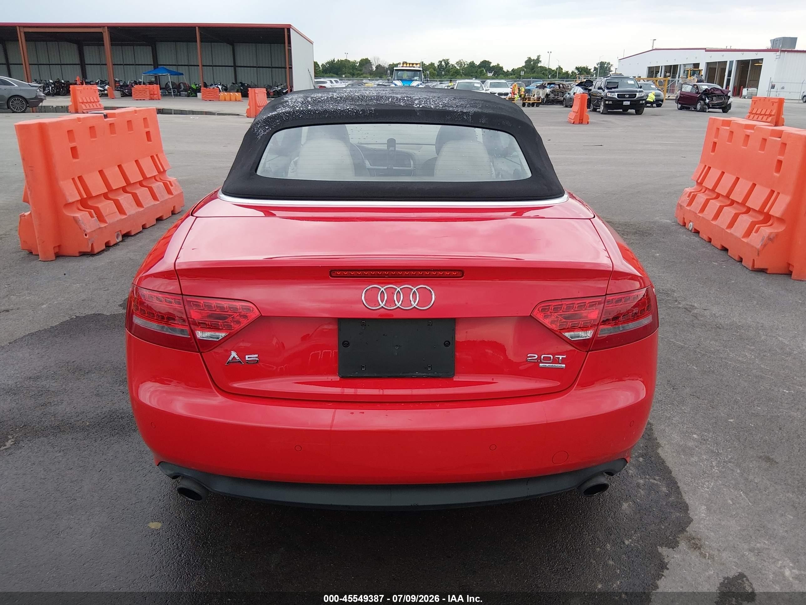 2011 Audi A5 2.0t Premium Red vin: WAULFAFH4BN001766