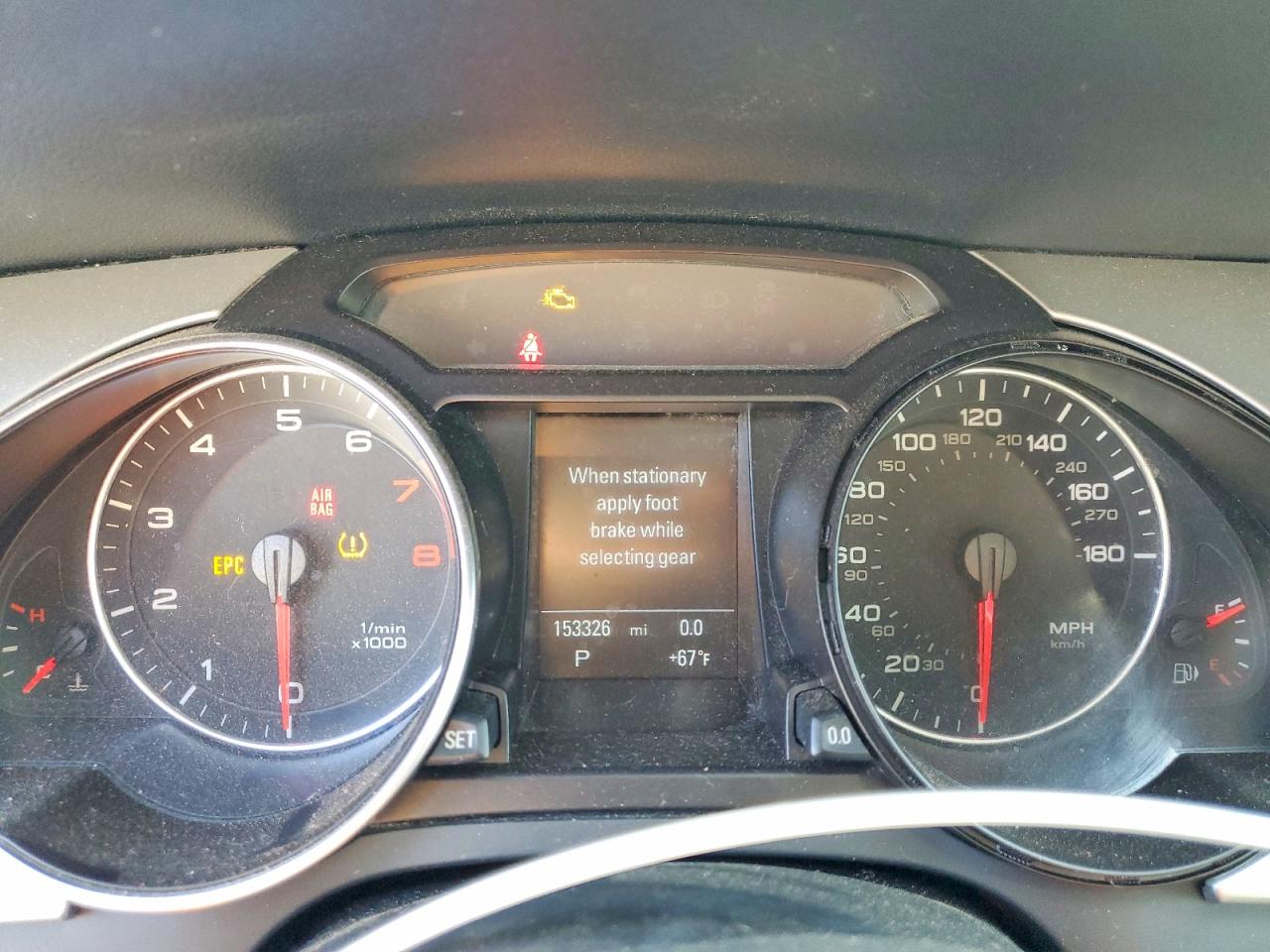 2011 Audi A5 Premium Plus Серебряный vin: WAULFAFH4BN013898
