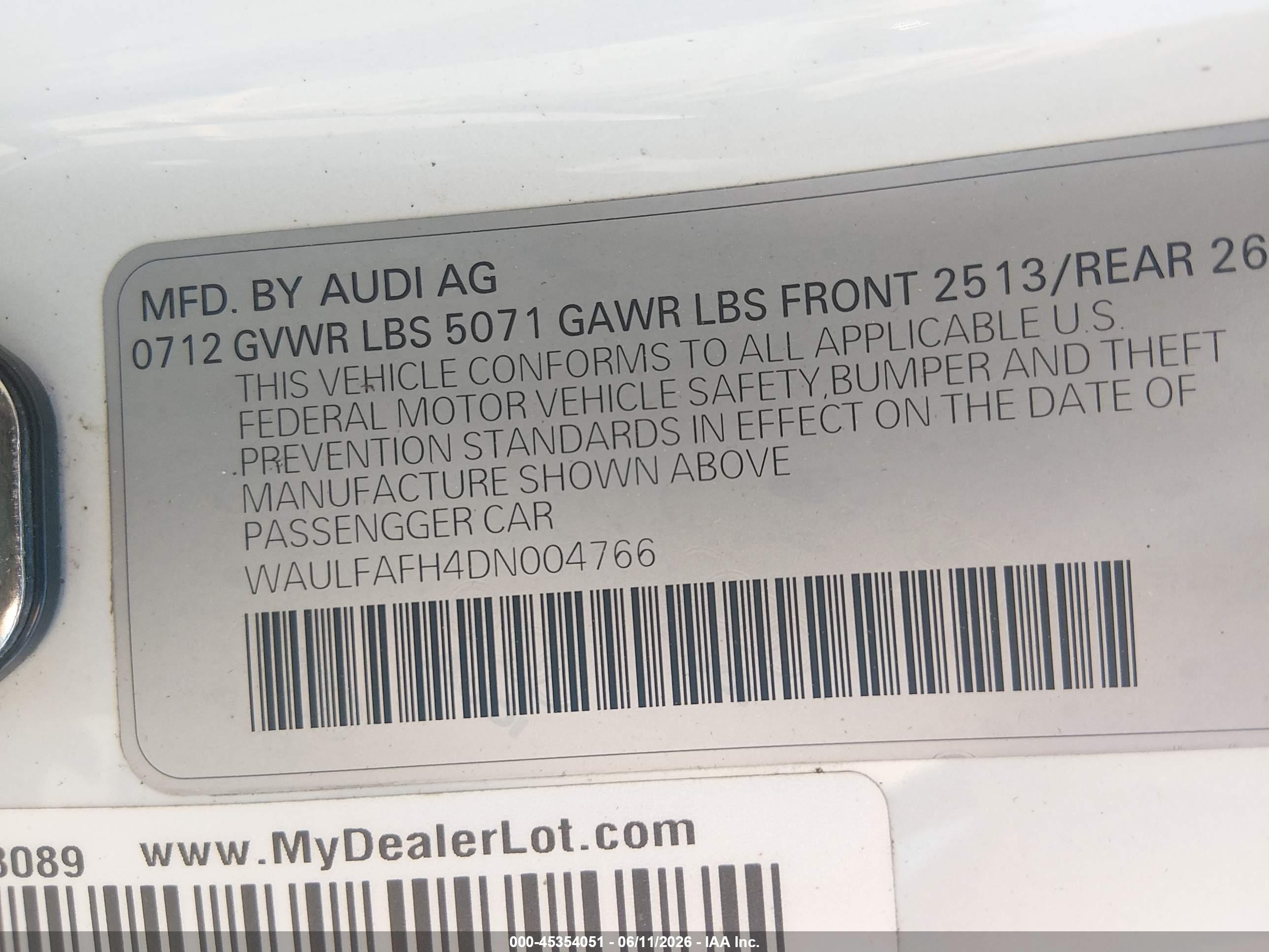 2013 Audi A5 2.0t Premium Белый vin: WAULFAFH4DN004766