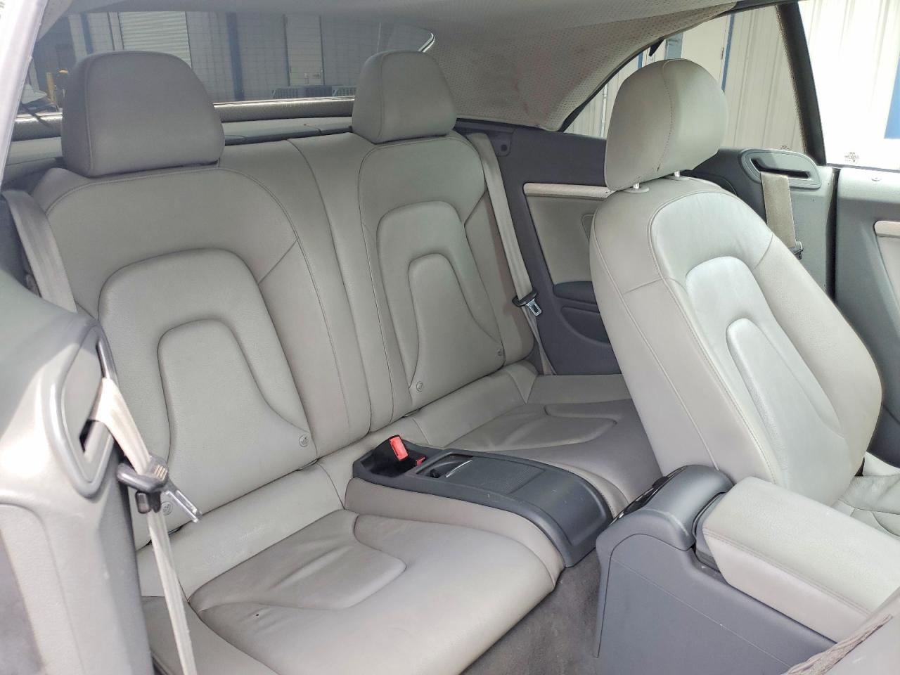 2014 Audi A5 Premium Plus Silver vin: WAULFAFH4EN006745