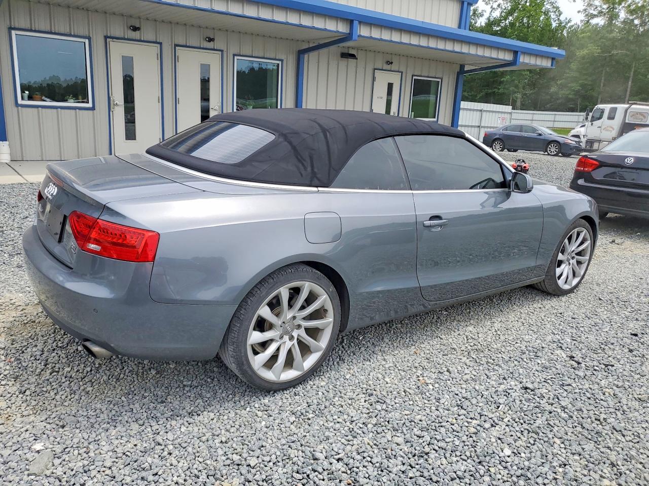 2014 Audi A5 Premium Plus Silver vin: WAULFAFH4EN006745