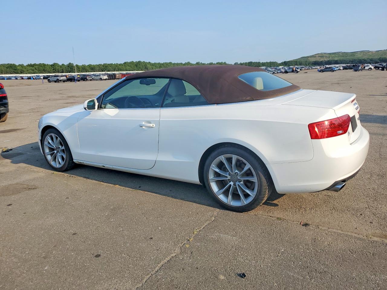 2013 Audi A5 Premium Plus White vin: WAULFAFH5DN006199