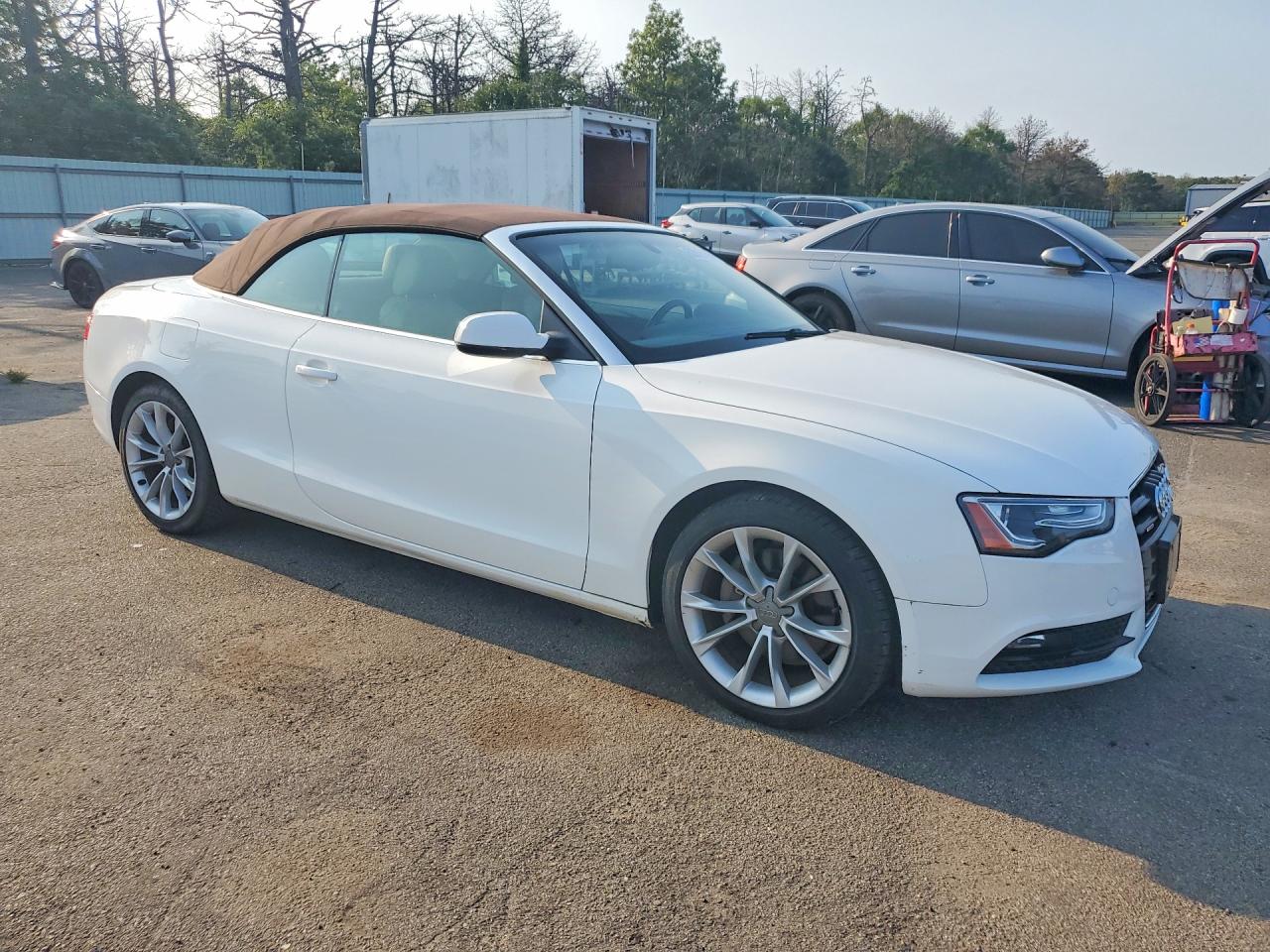 2013 Audi A5 Premium Plus White vin: WAULFAFH5DN006199