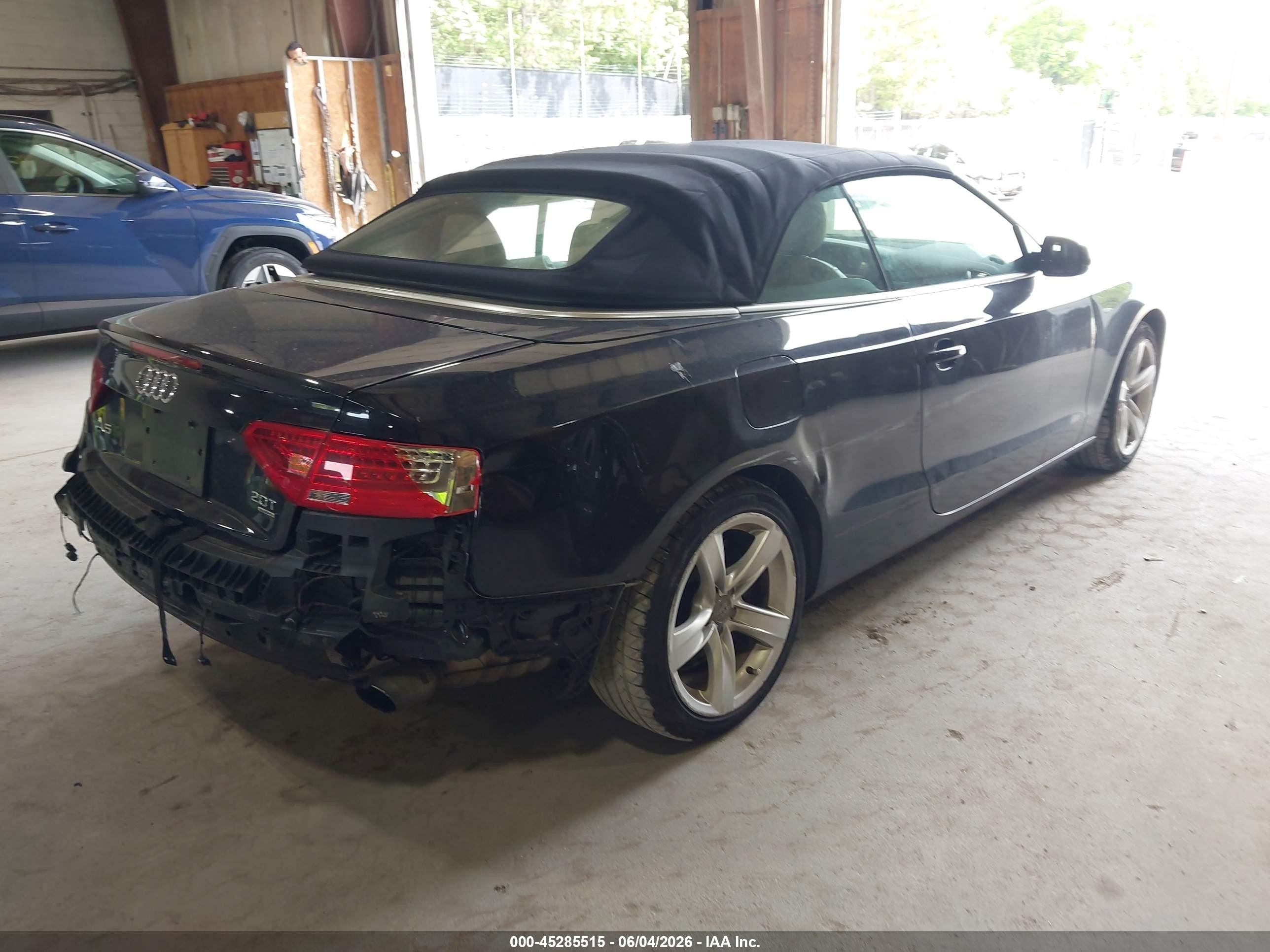 2014 Audi A5 2.0t Premium Black vin: WAULFAFH6EN014829