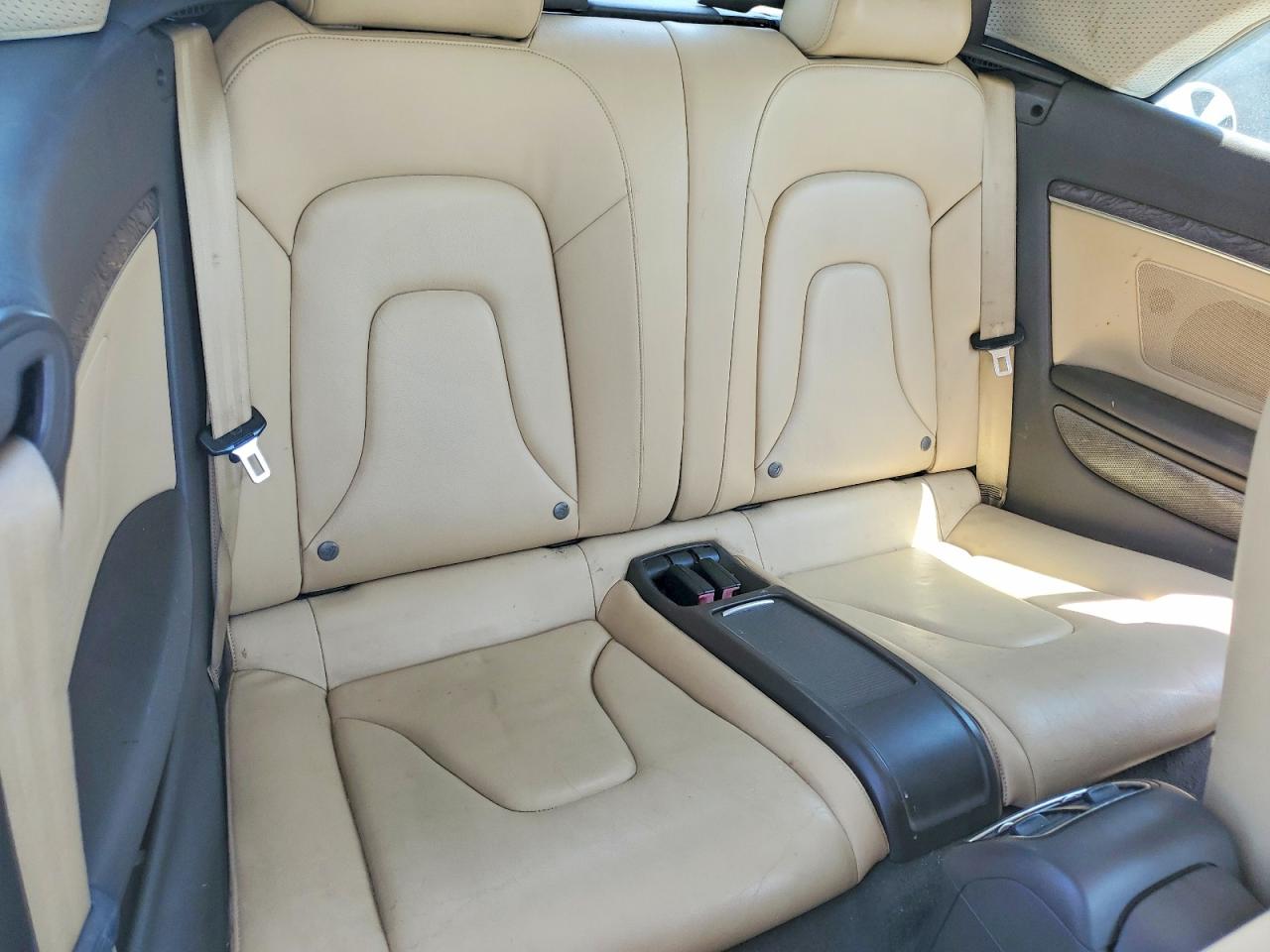 2014 Audi A5 Quattro Premium Plus Серый vin: WAULFAFH8EN003962