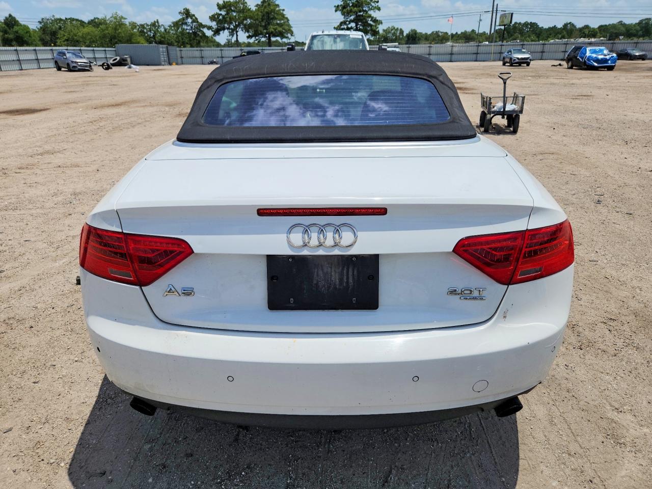 2014 Audi A5 Premium Plus White vin: WAULFAFH8EN014489