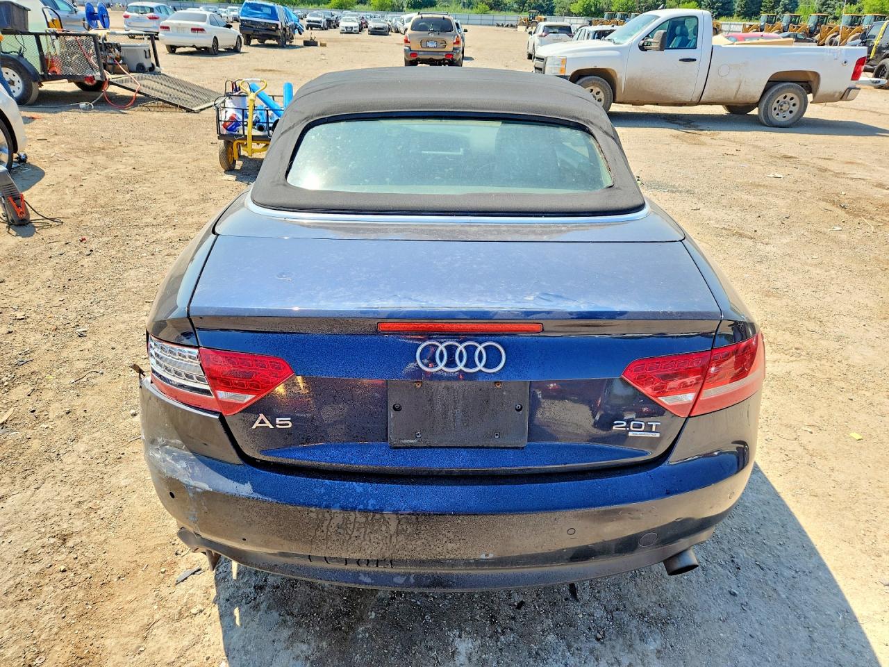 2010 Audi A5 Premium Plus Черный vin: WAULFAFHXAN012477