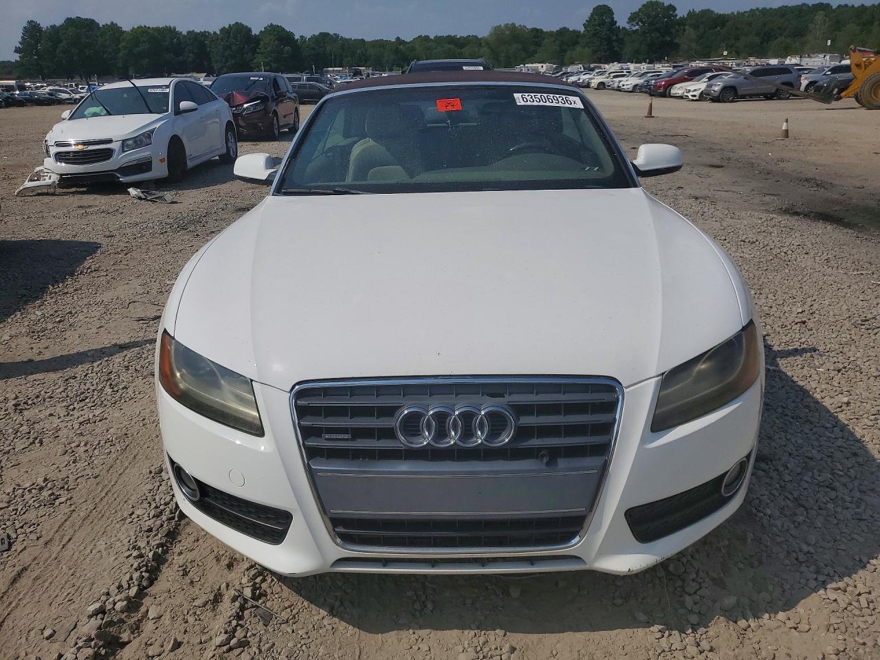 2011 Audi A5 Premium Plus White vin: WAULFAFHXBN001576
