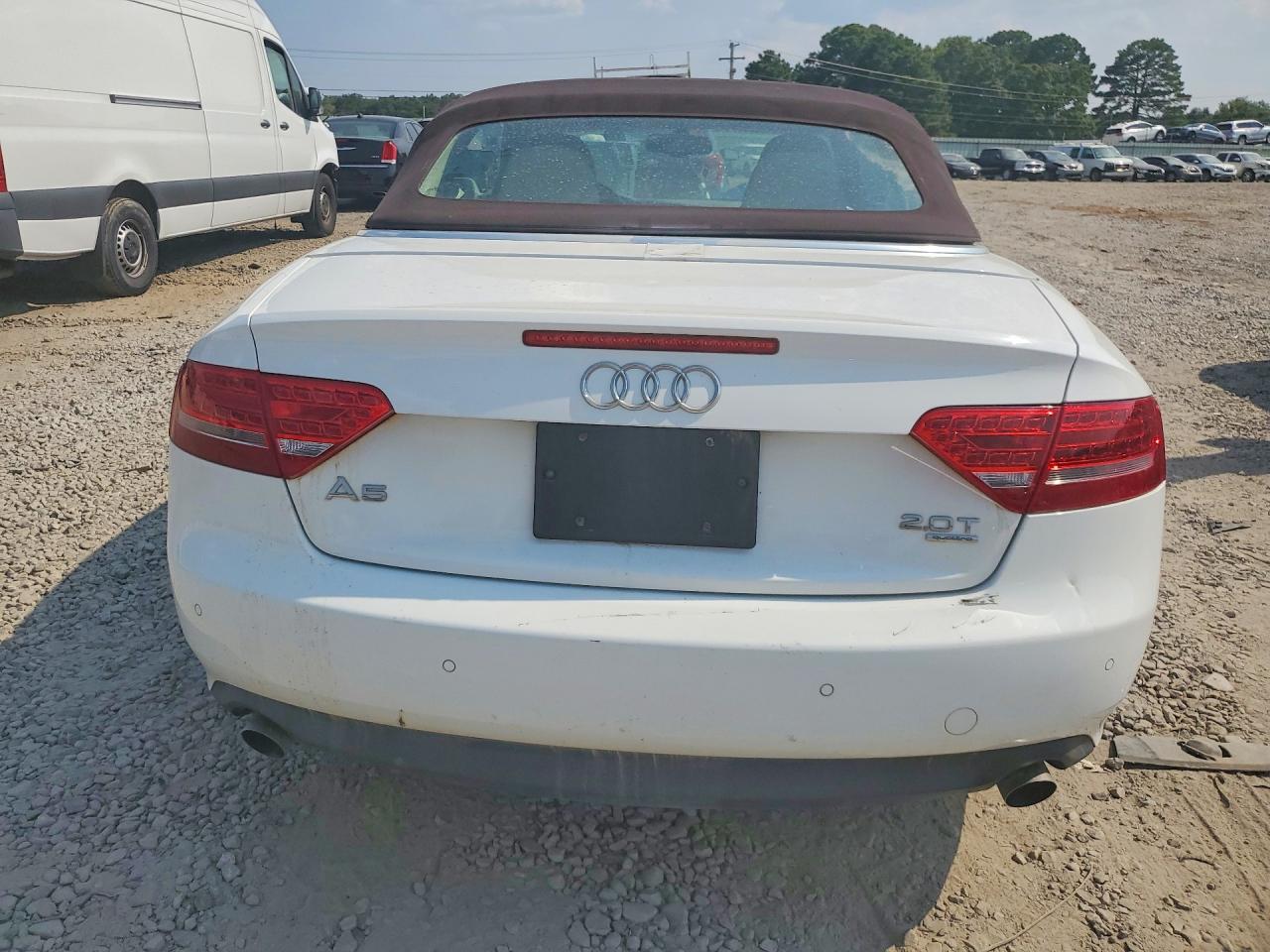 2011 Audi A5 Premium Plus White vin: WAULFAFHXBN001576
