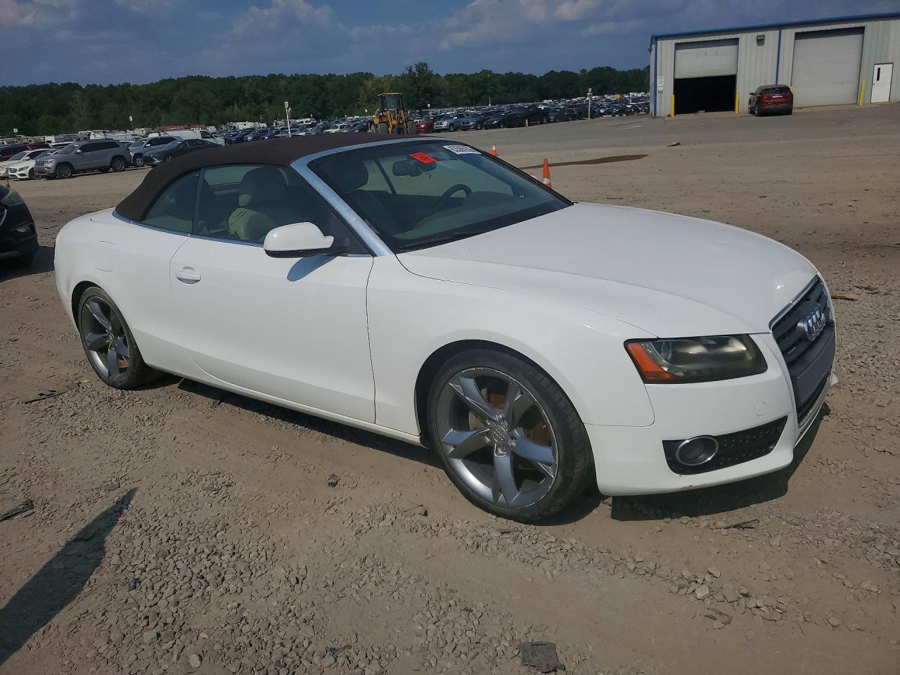 2011 Audi A5 Premium Plus White vin: WAULFAFHXBN001576