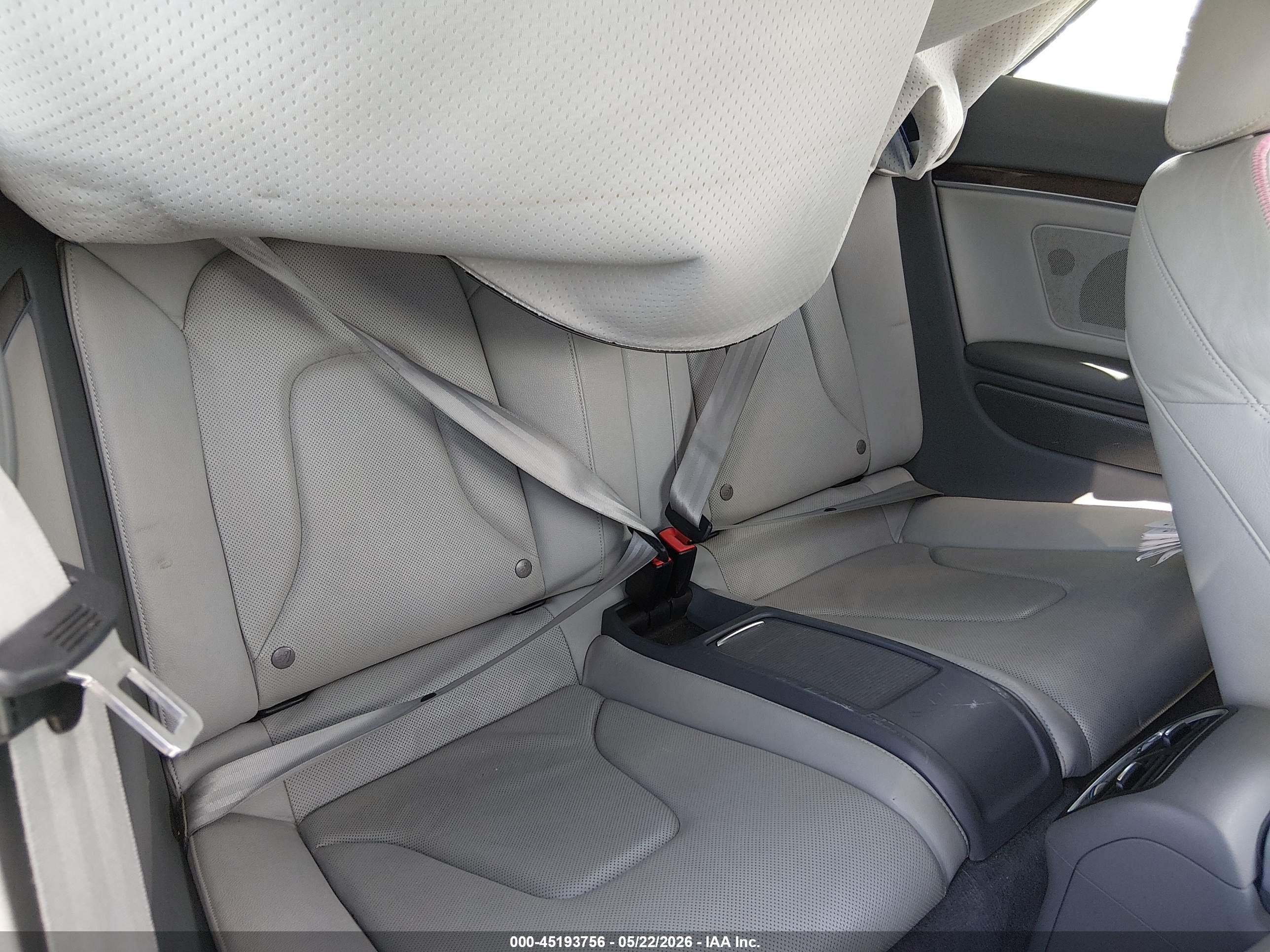 2013 Audi A5 2.0t Premium Gray vin: WAULFAFHXDN013178
