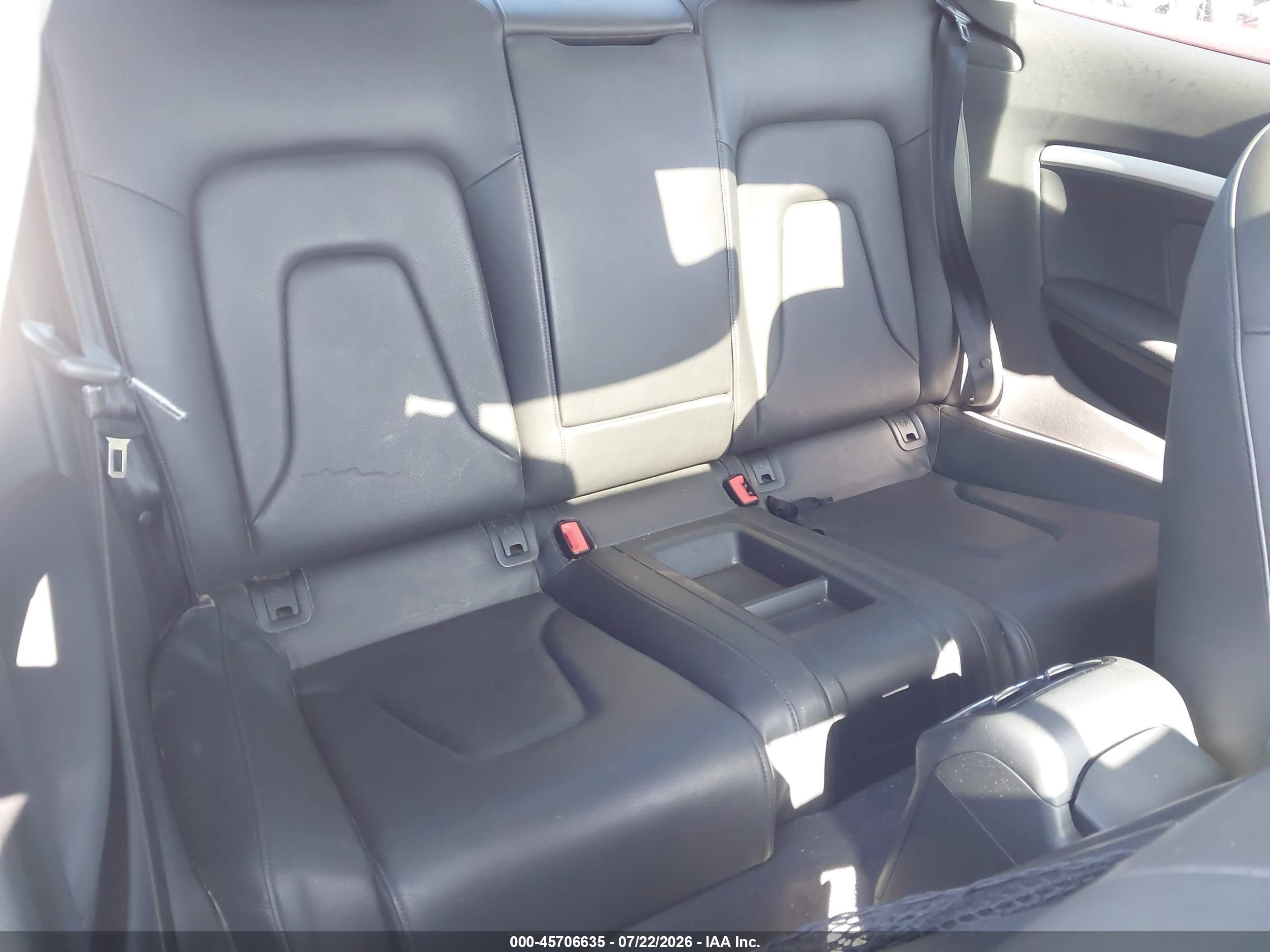2010 Audi A5 2.0t Premium Gray vin: WAULFAFR0AA003237