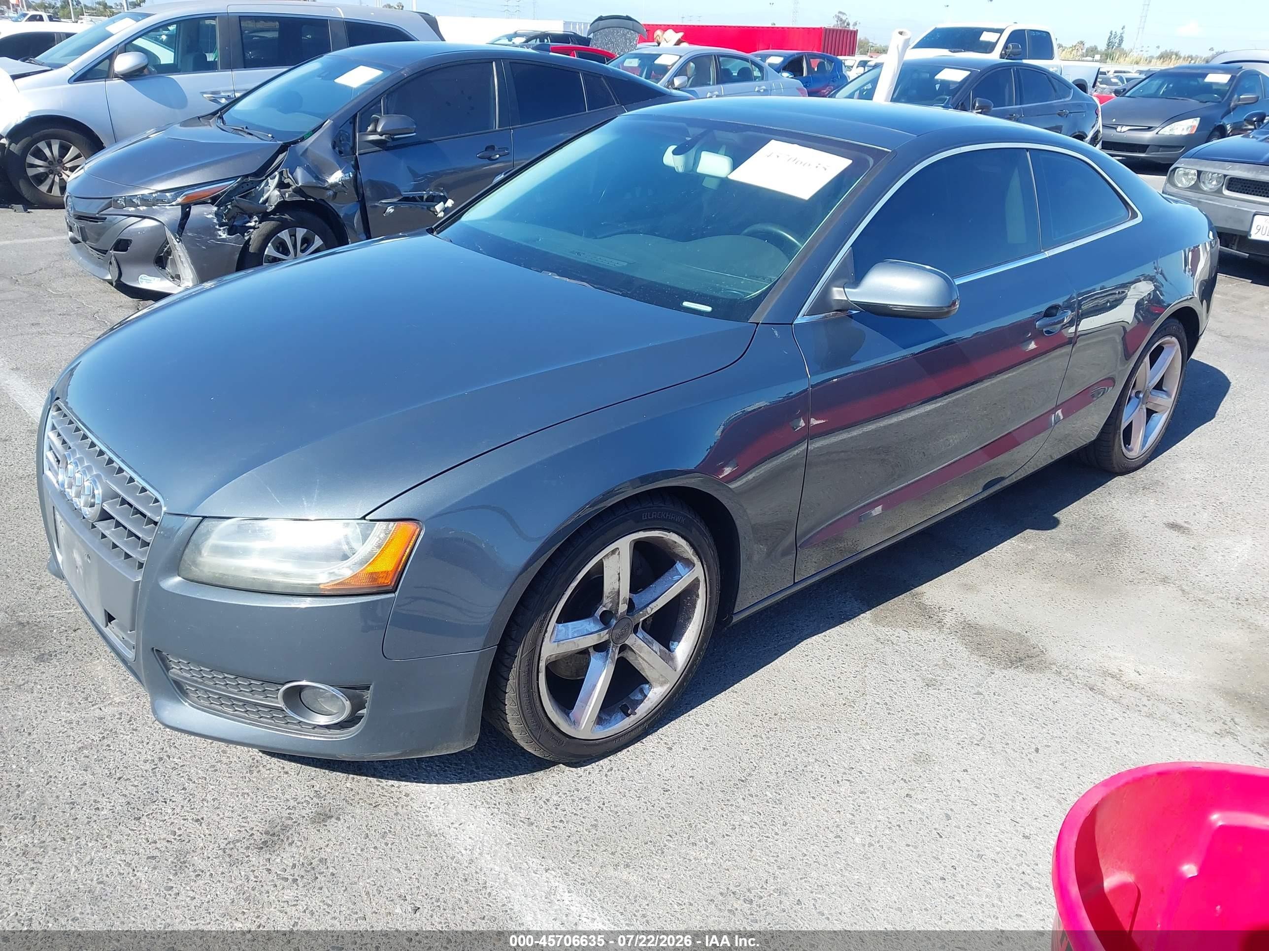 2010 Audi A5 2.0t Premium Gray vin: WAULFAFR0AA003237