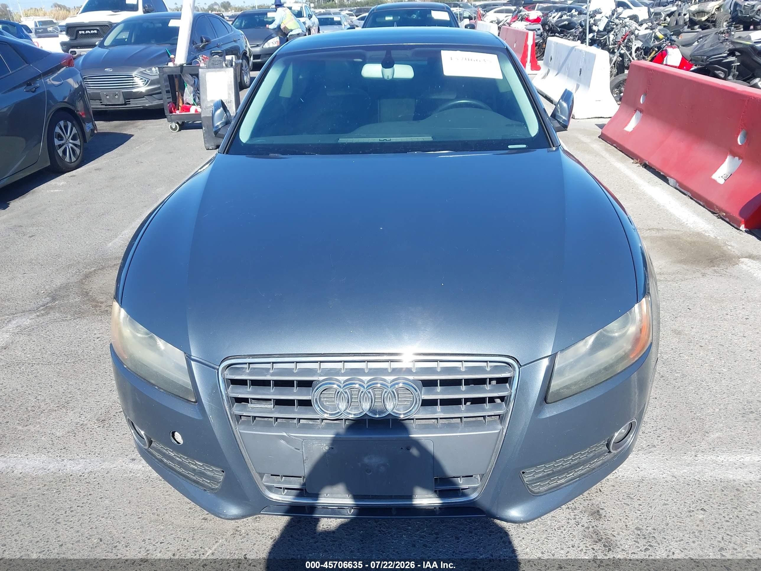 2010 Audi A5 2.0t Premium Gray vin: WAULFAFR0AA003237