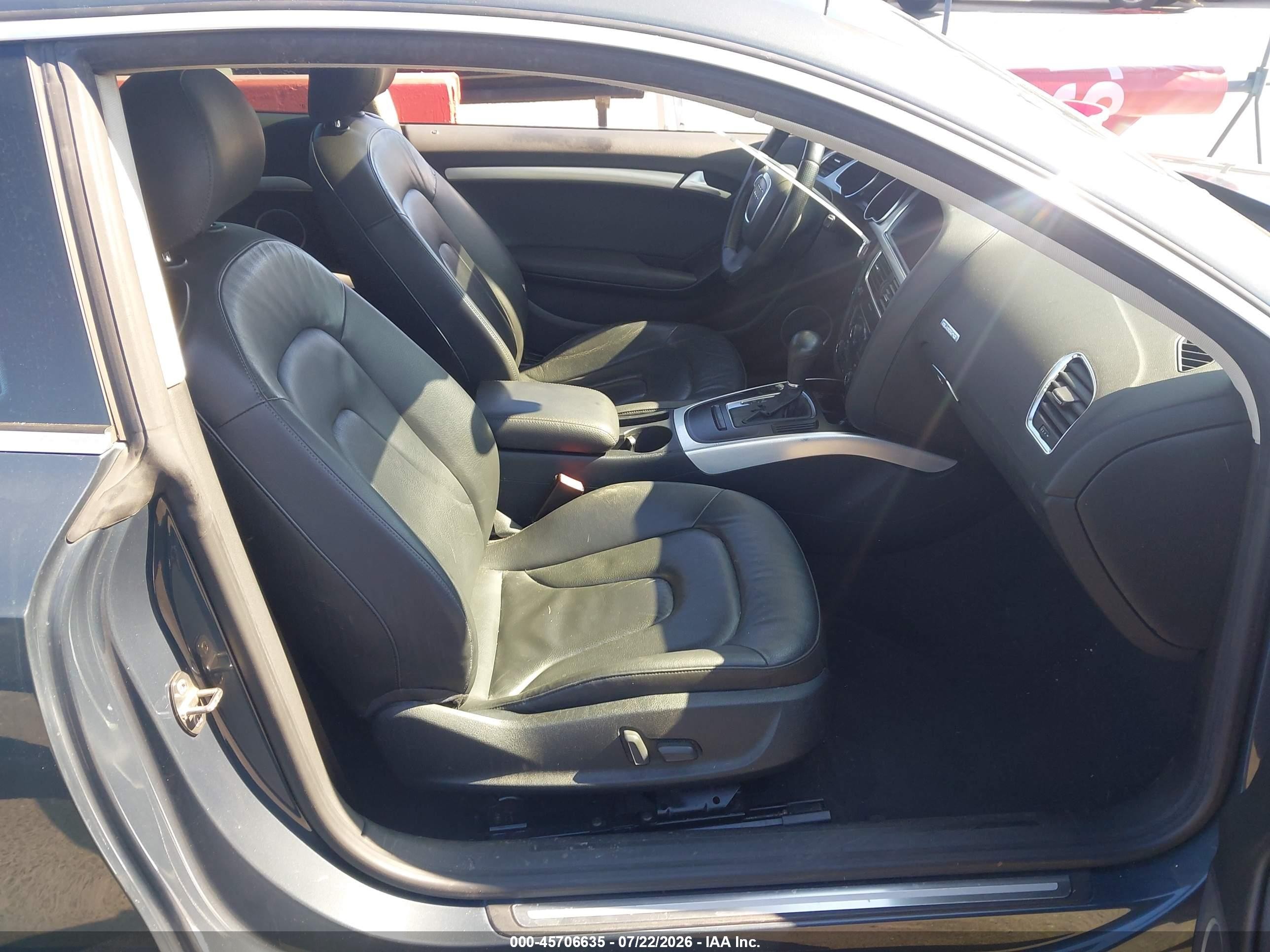 2010 Audi A5 2.0t Premium Gray vin: WAULFAFR0AA003237