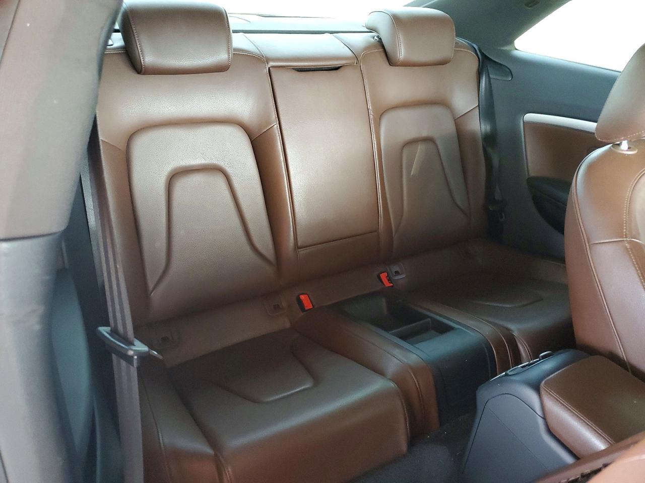 2013 Audi A5 Premium Plus White vin: WAULFAFR0DA026120