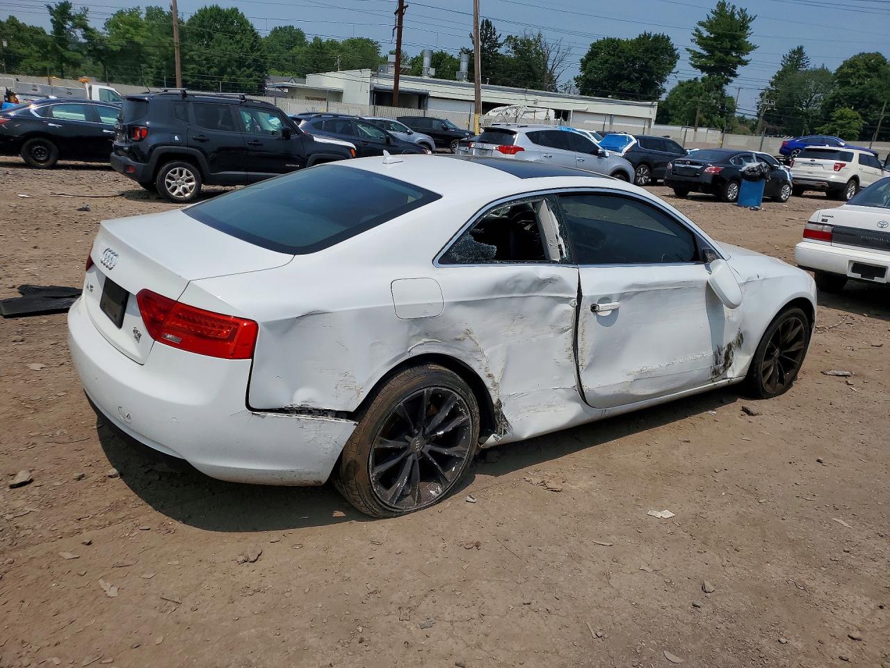 2013 Audi A5 Premium Plus White vin: WAULFAFR1DA045906