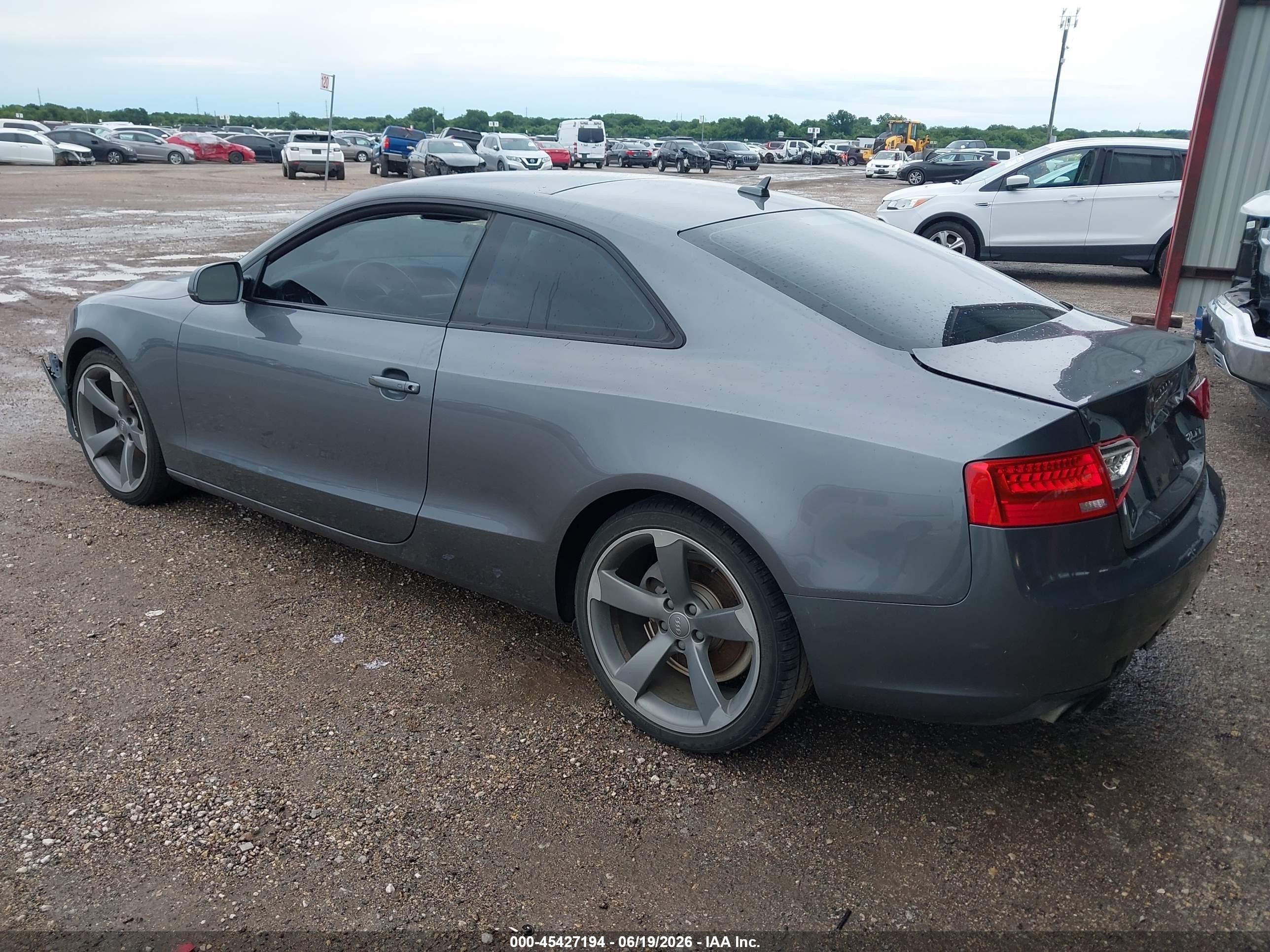 2014 Audi A5 2.0t Premium Gray vin: WAULFAFR1EA033949