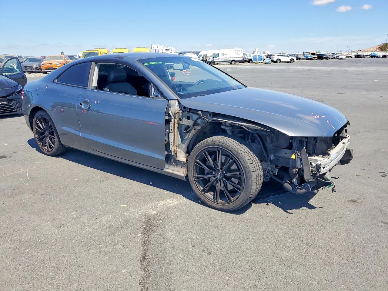 2014 Audi A5 Premium Plus Gray vin: WAULFAFR1EA060911