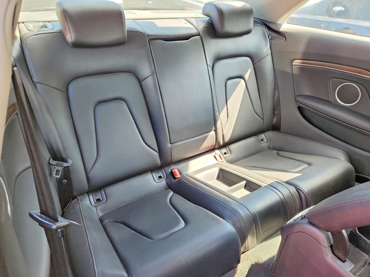 2014 Audi A5 Premium Plus Burgundy vin: WAULFAFR1EA071777