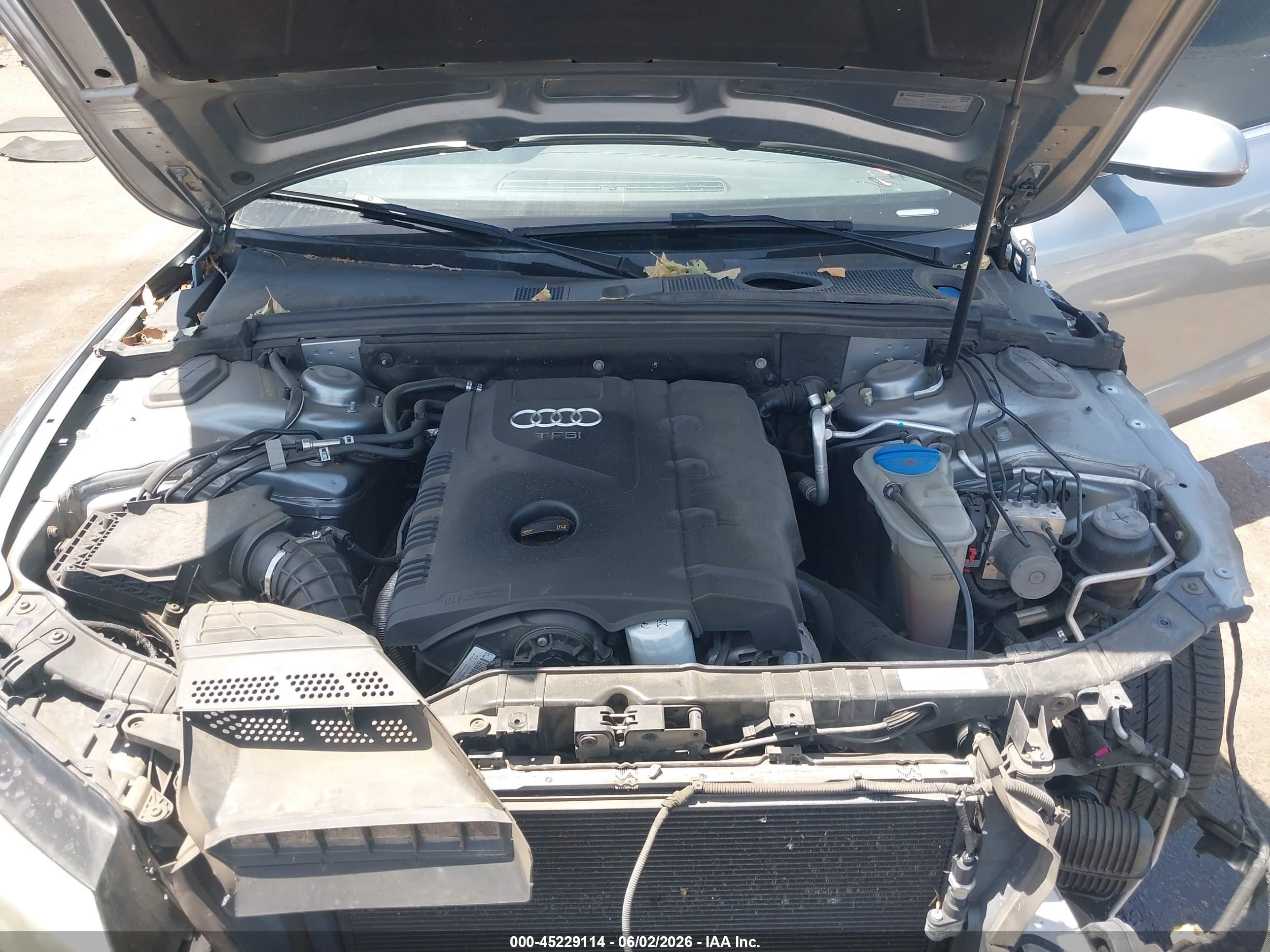 2011 Audi A5 2.0t Premium Silver vin: WAULFAFR2BA014807