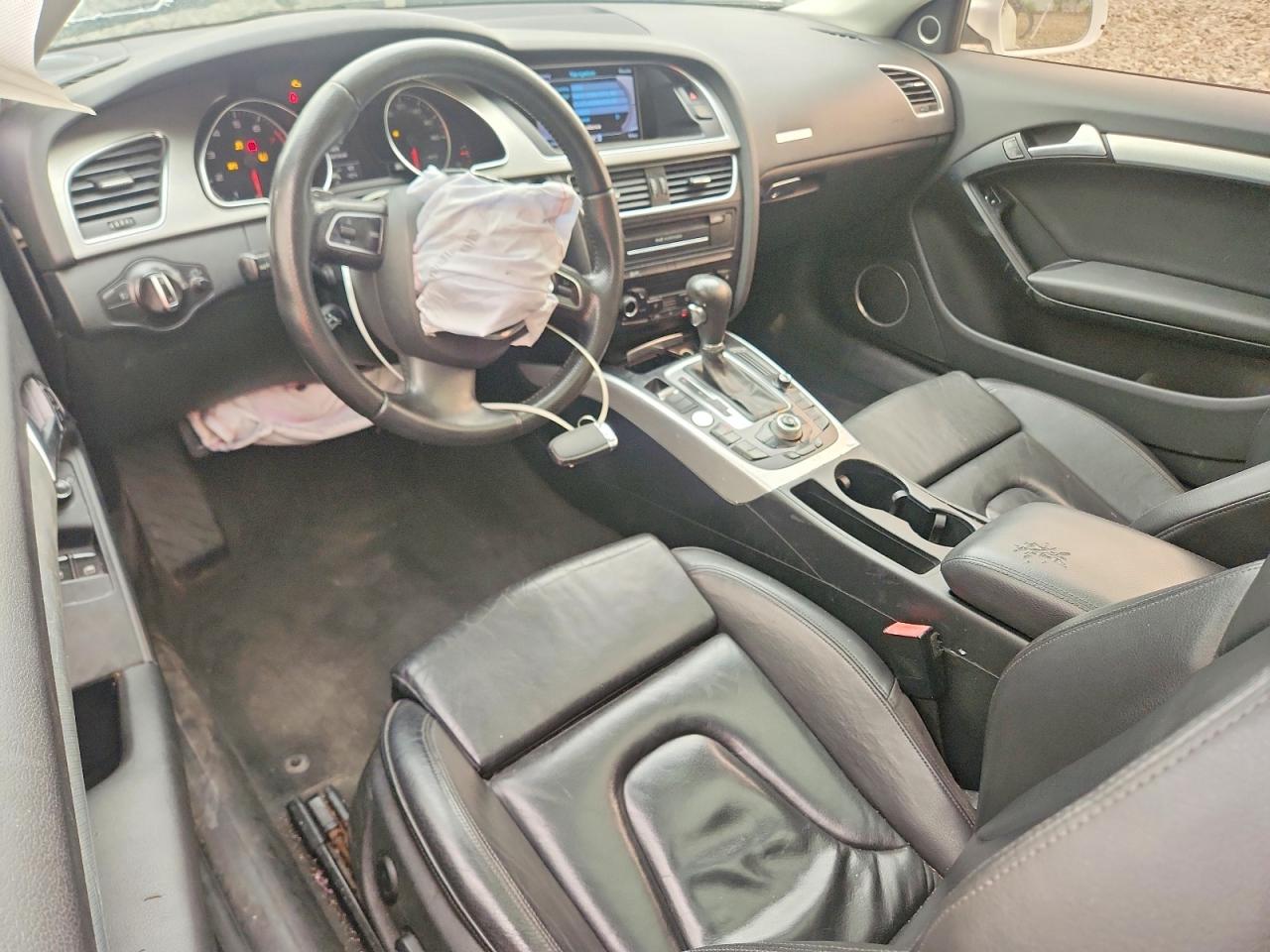 2012 Audi A5 Premium Plus White vin: WAULFAFR2CA005736