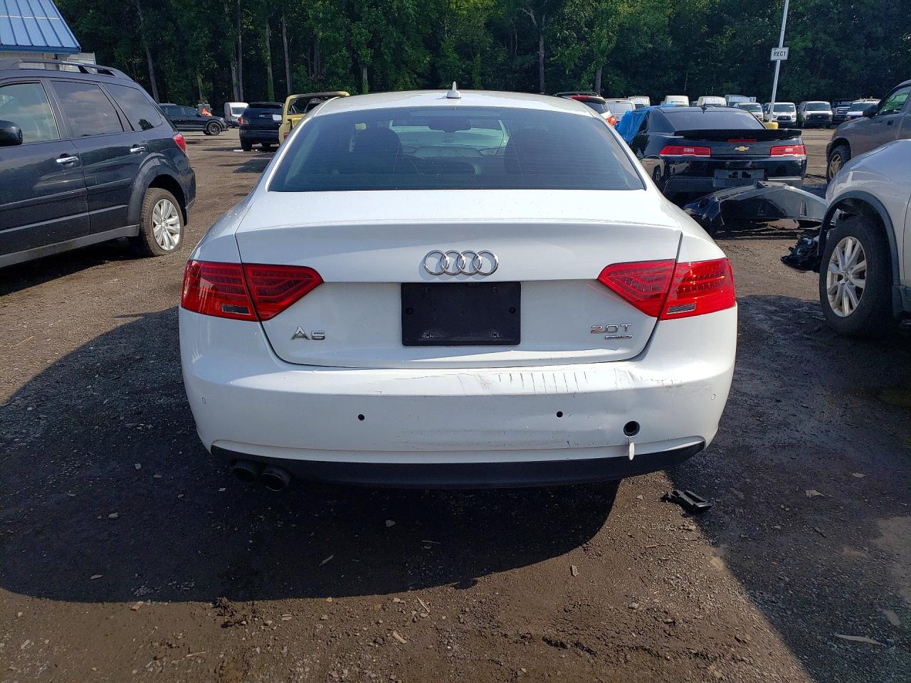 2013 Audi A5 Premium Plus White vin: WAULFAFR2DA053495