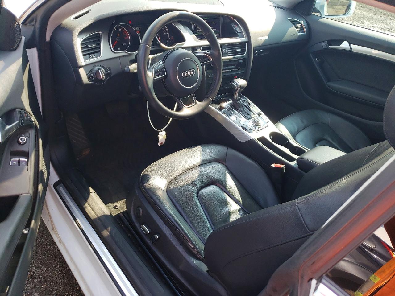 2013 Audi A5 Premium Plus White vin: WAULFAFR2DA053495