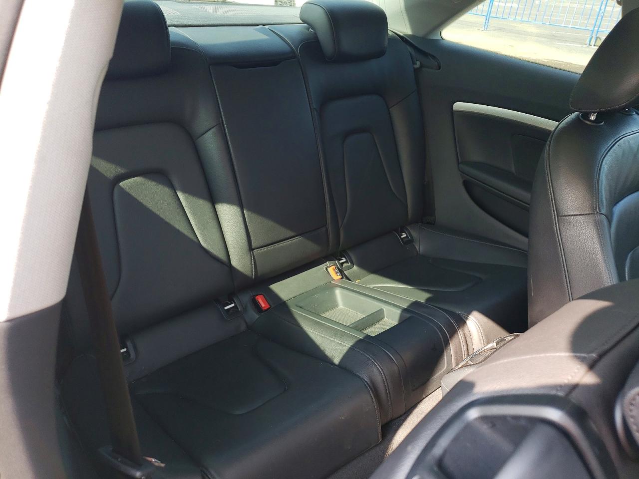 2013 Audi A5 Premium Plus White vin: WAULFAFR2DA053495