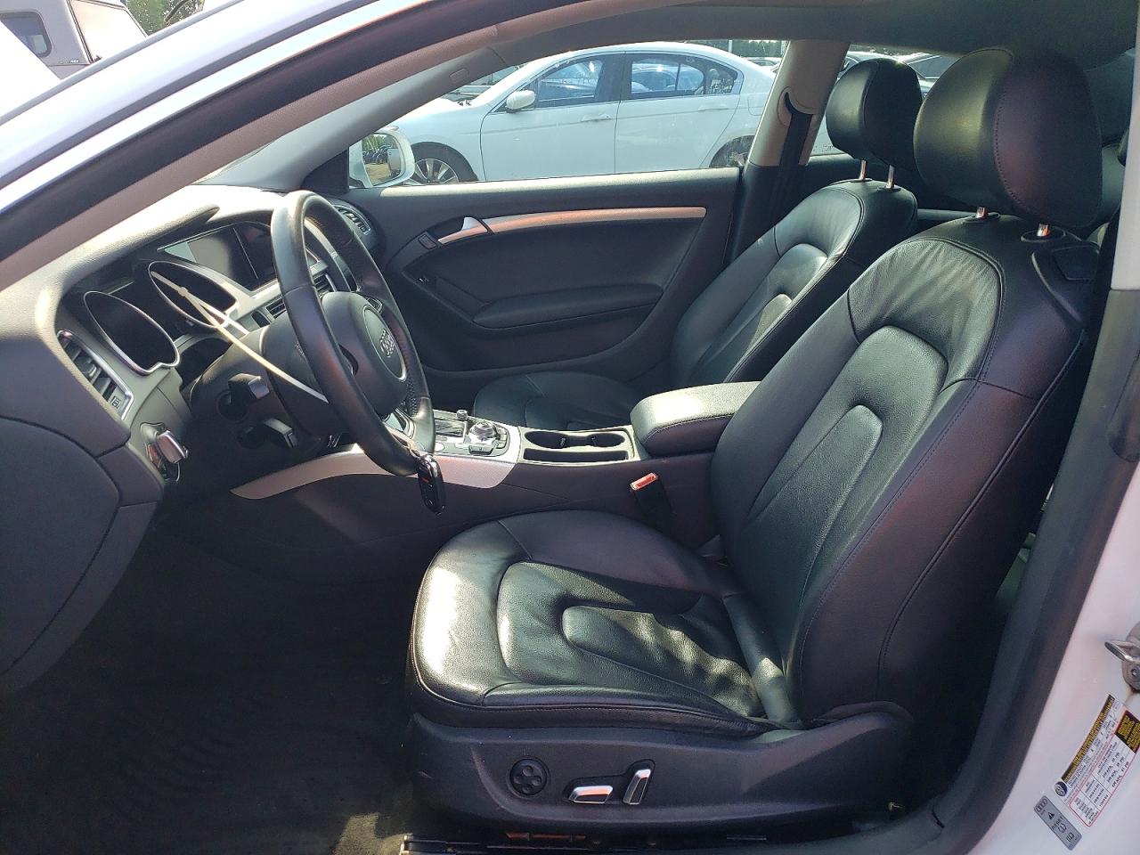 2013 Audi A5 Premium Plus White vin: WAULFAFR2DA053495