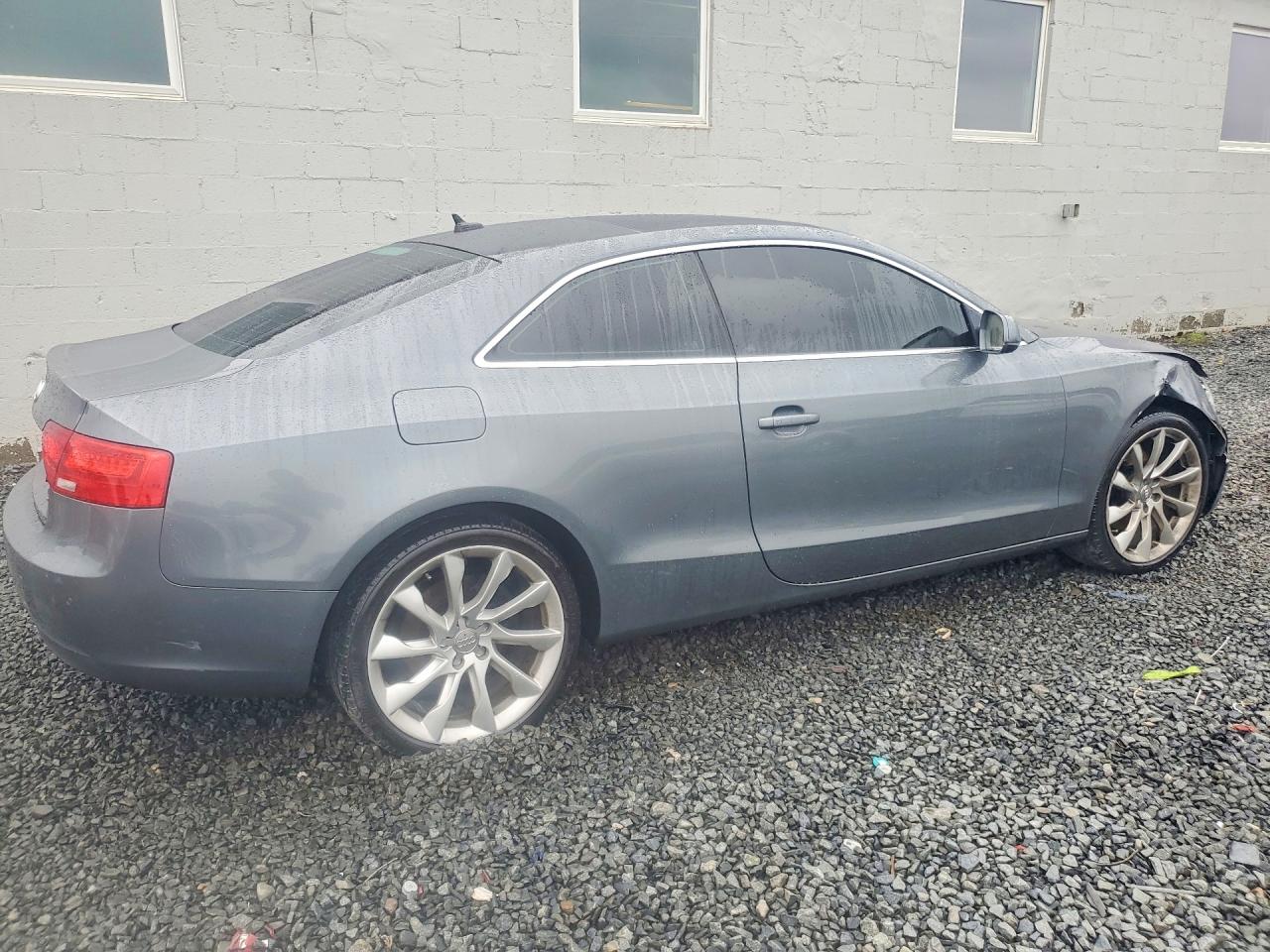 2013 Audi A5 Premium Plus Gray vin: WAULFAFR2DA066733