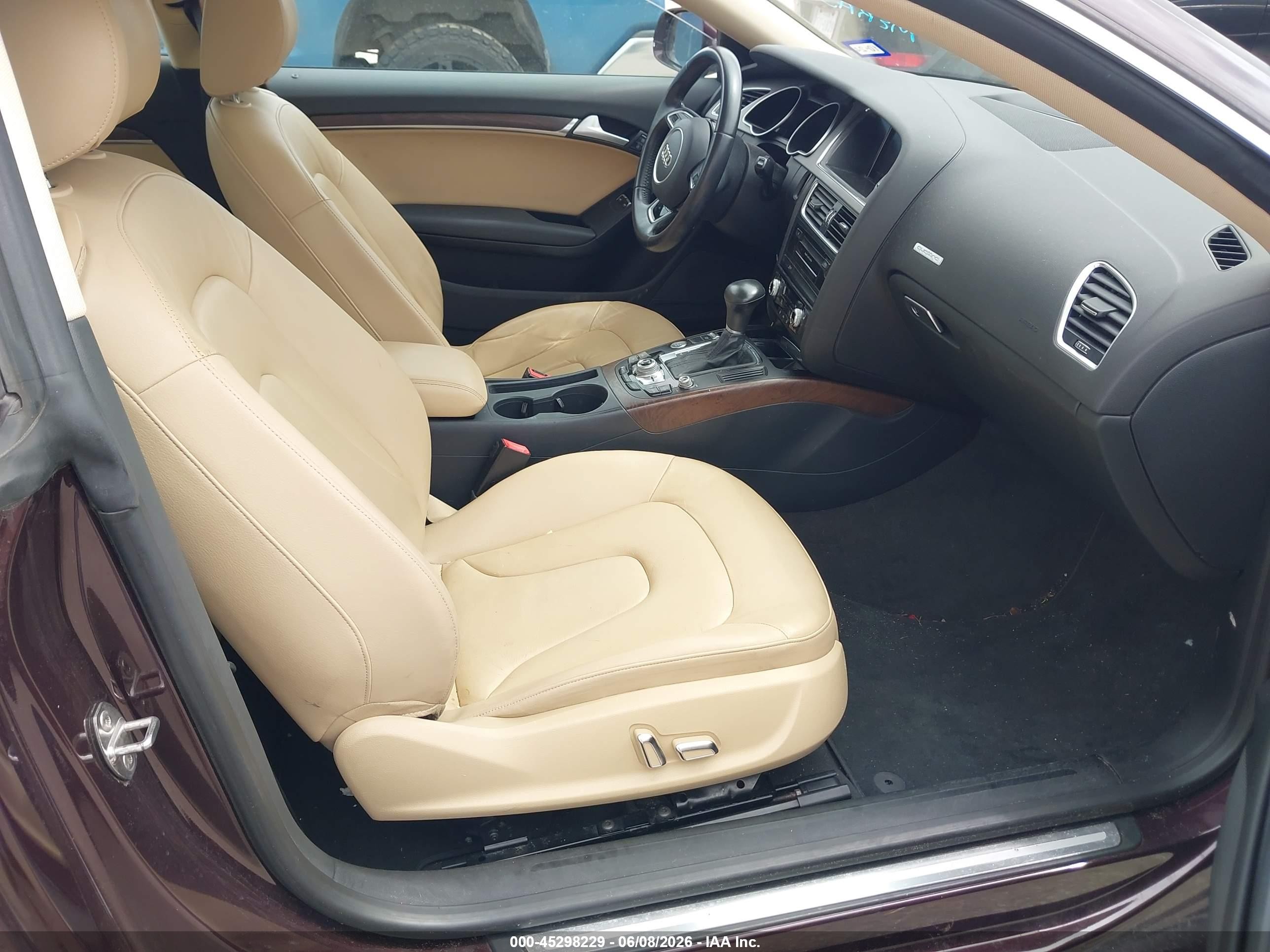 2014 Audi A5 2.0t Premium Purple vin: WAULFAFR2EA057242