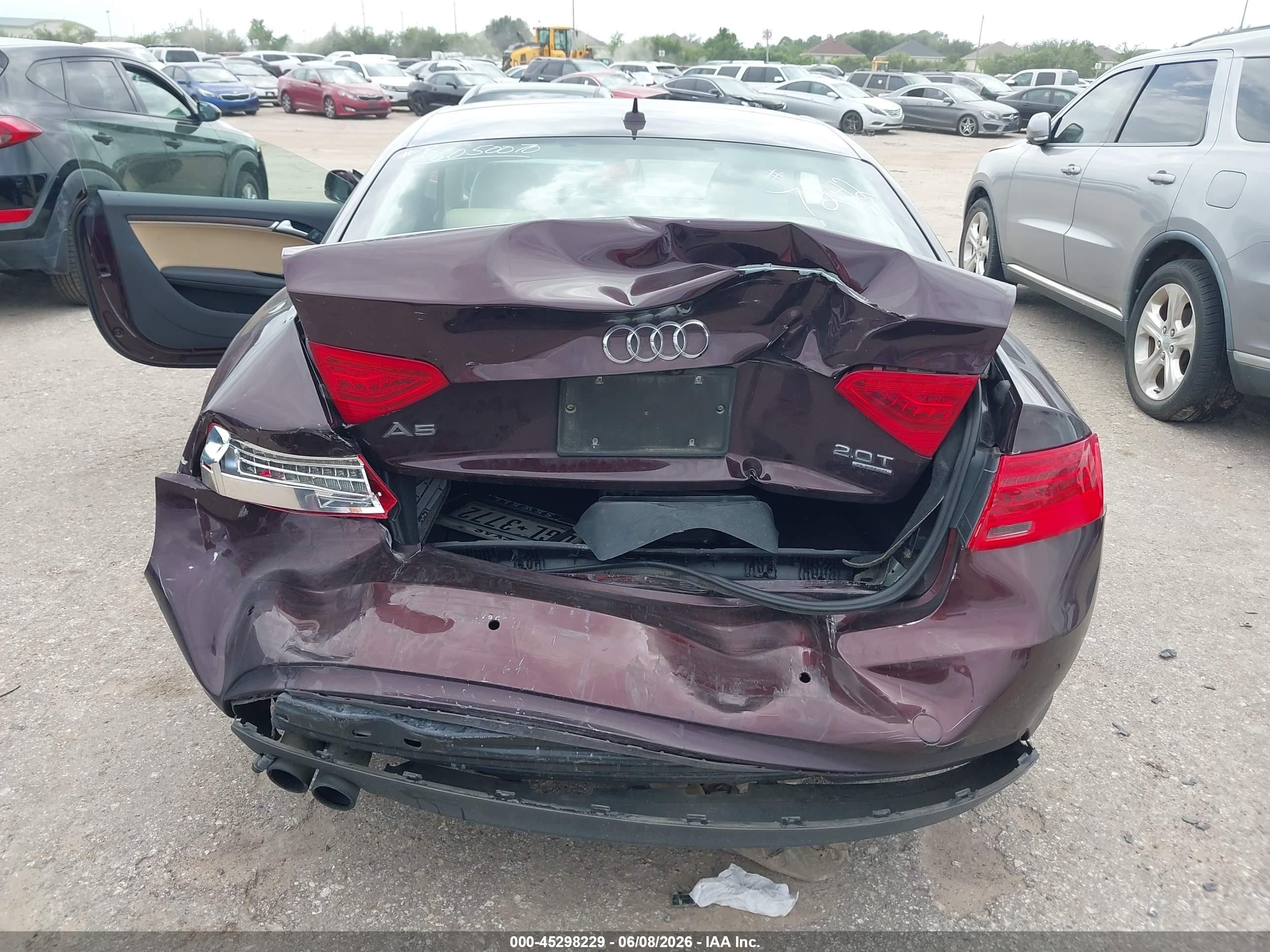 2014 Audi A5 2.0t Premium Purple vin: WAULFAFR2EA057242