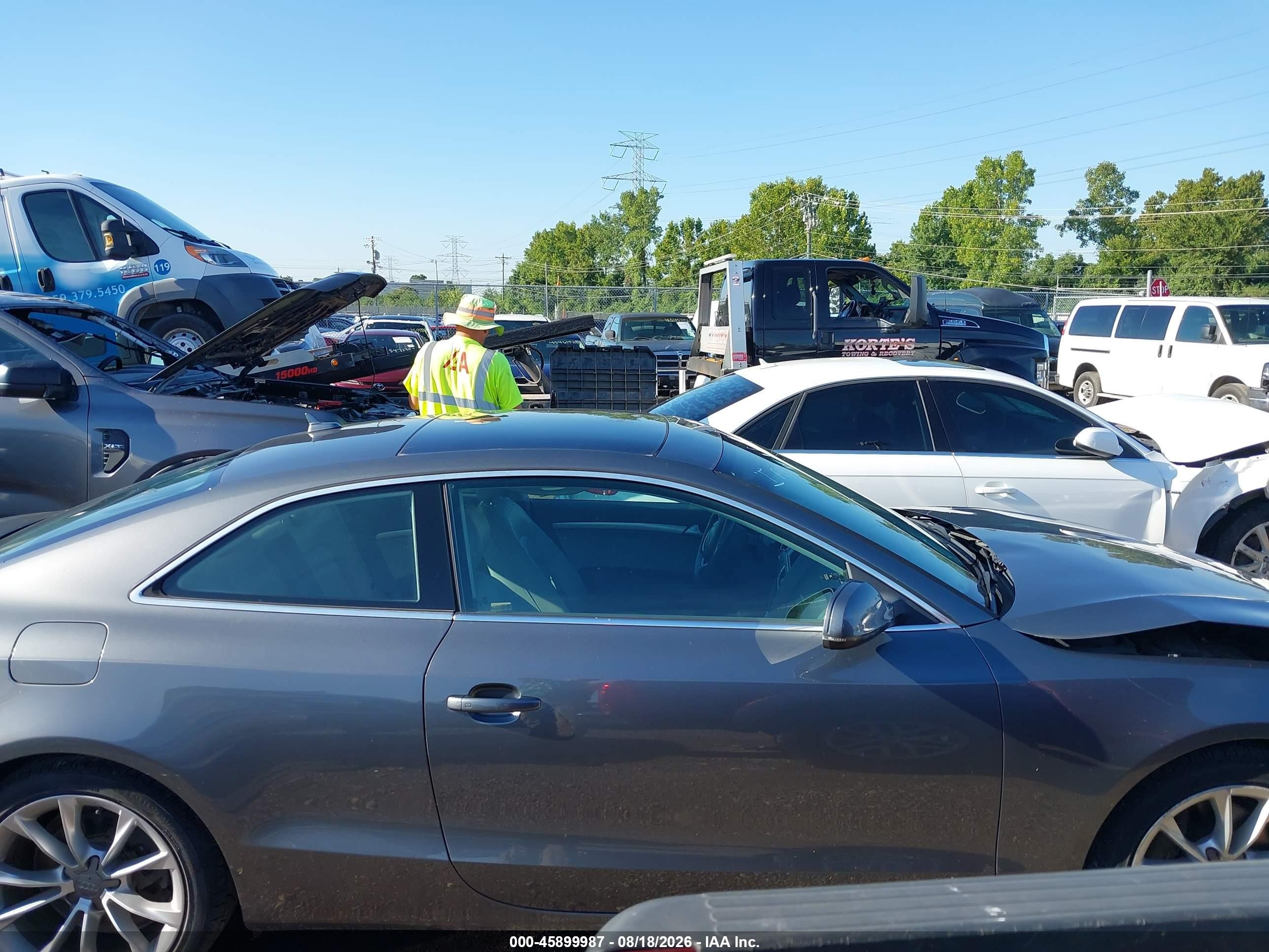 2014 Audi A5 2.0t Premium Gray vin: WAULFAFR2EA075269