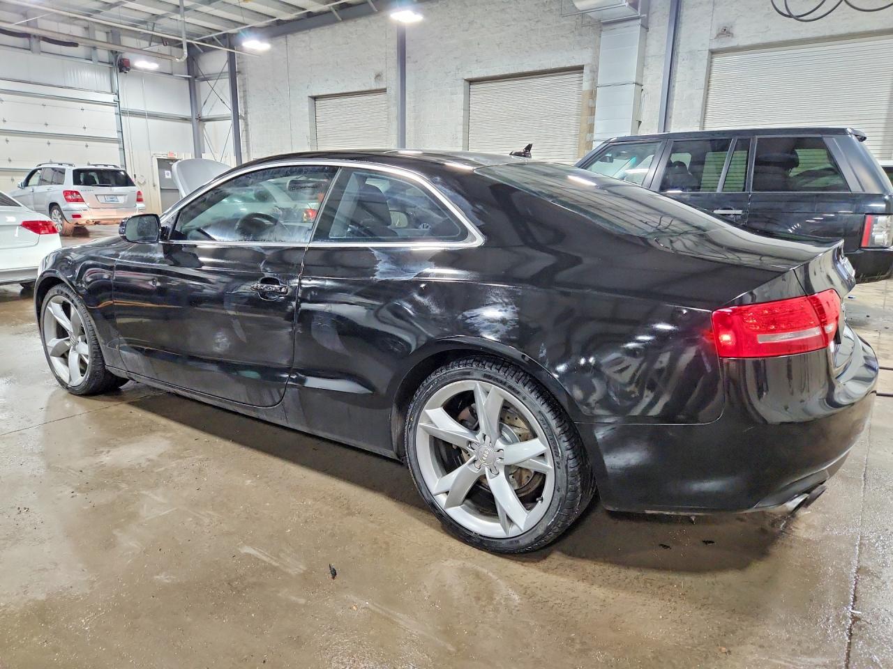 2012 Audi A5 Premium Plus Черный vin: WAULFAFR3CA002456