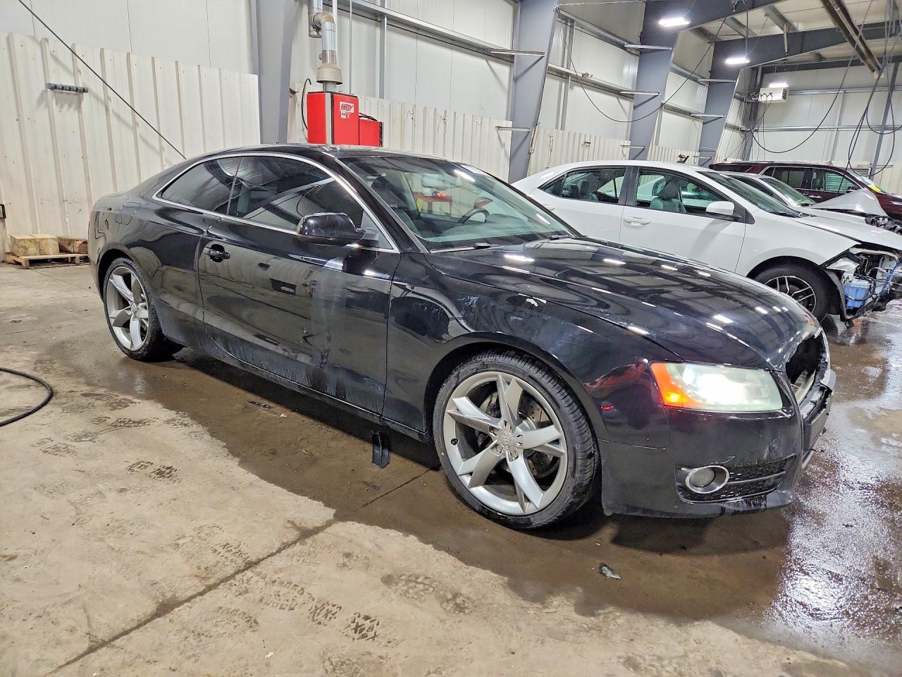 2012 Audi A5 Premium Plus Черный vin: WAULFAFR3CA002456