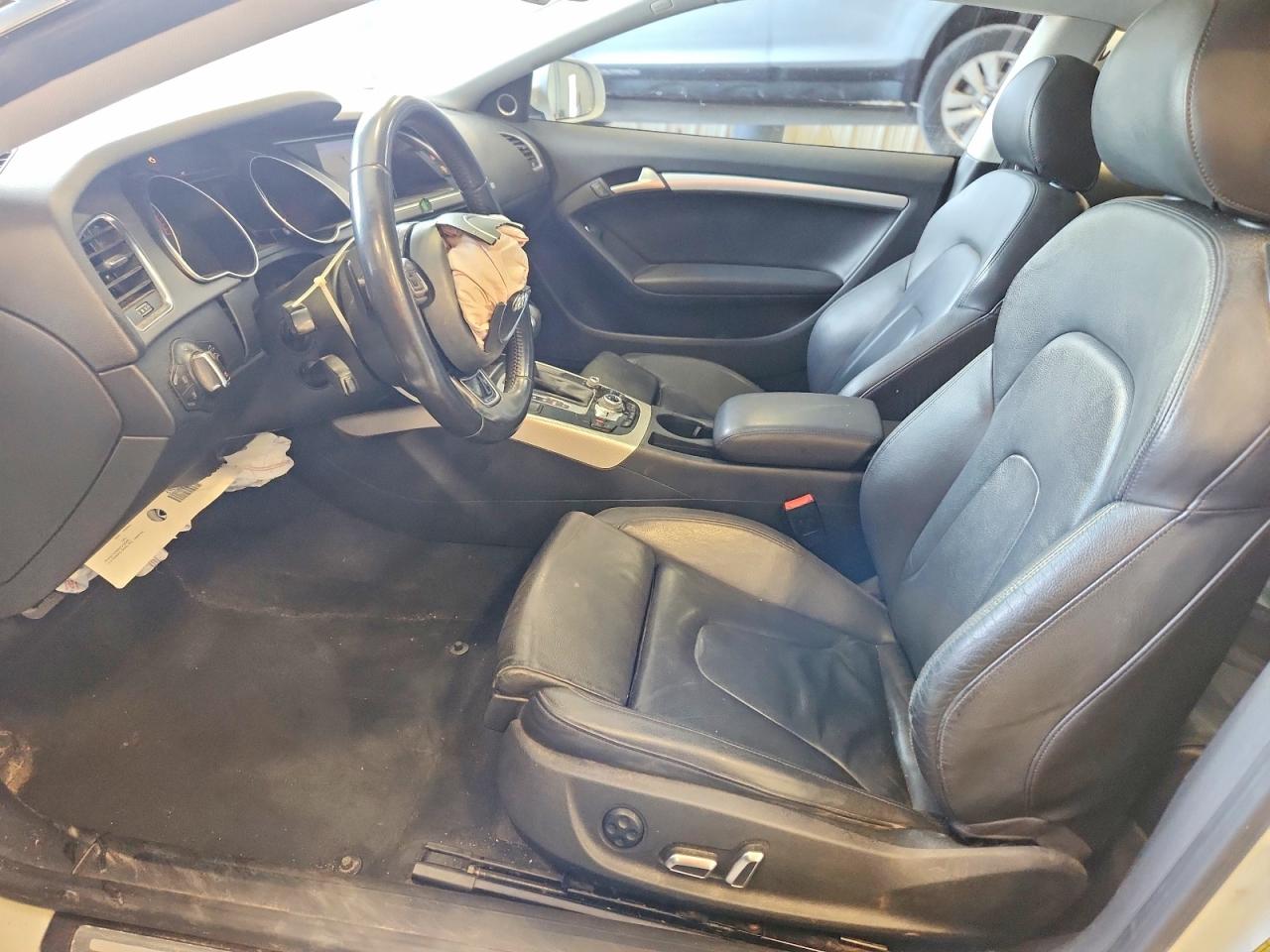 2013 Audi A5 Premium Plus White vin: WAULFAFR3DA054042