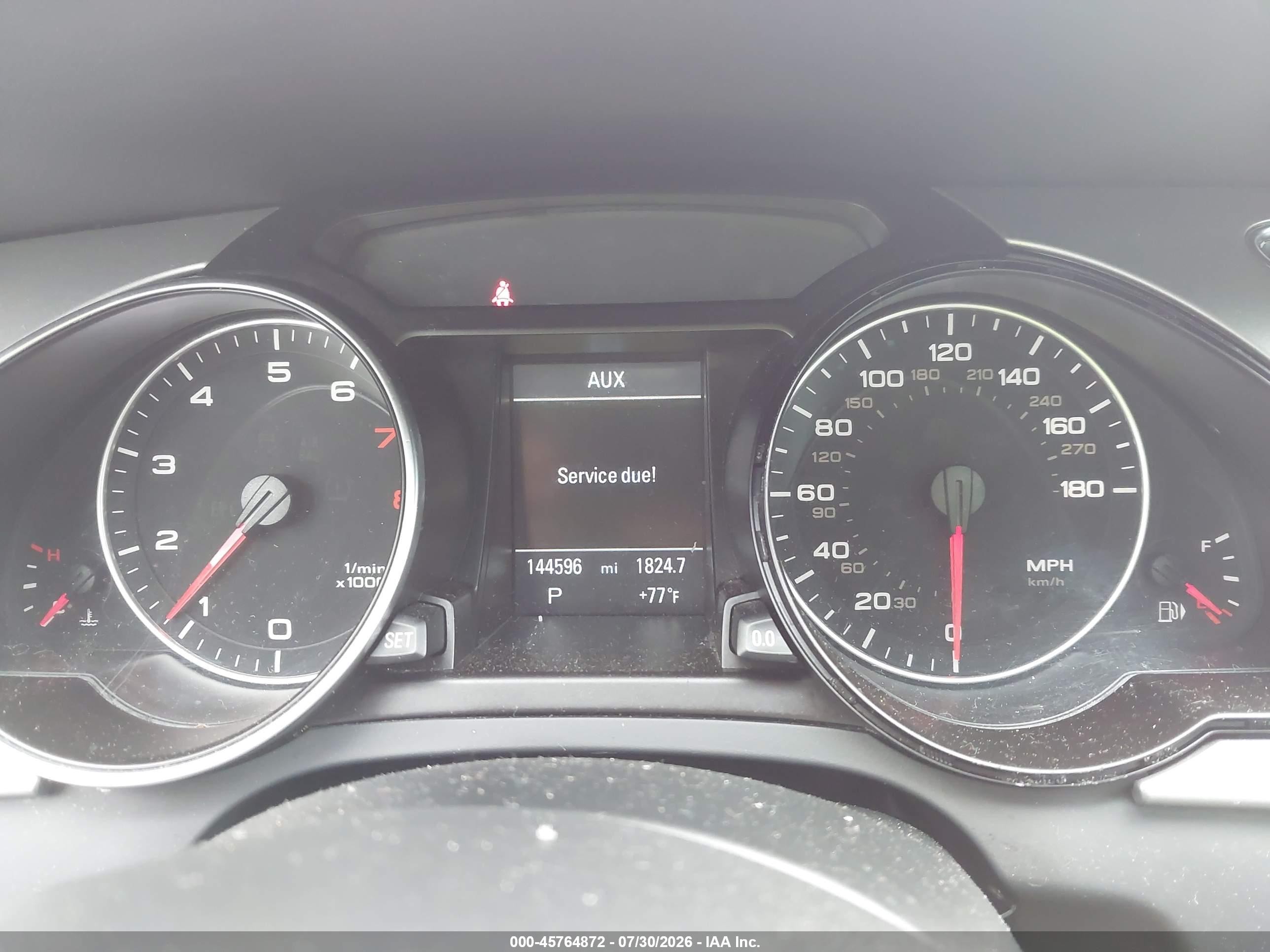 2011 Audi A5 2.0t Premium Черный vin: WAULFAFR4BA081733