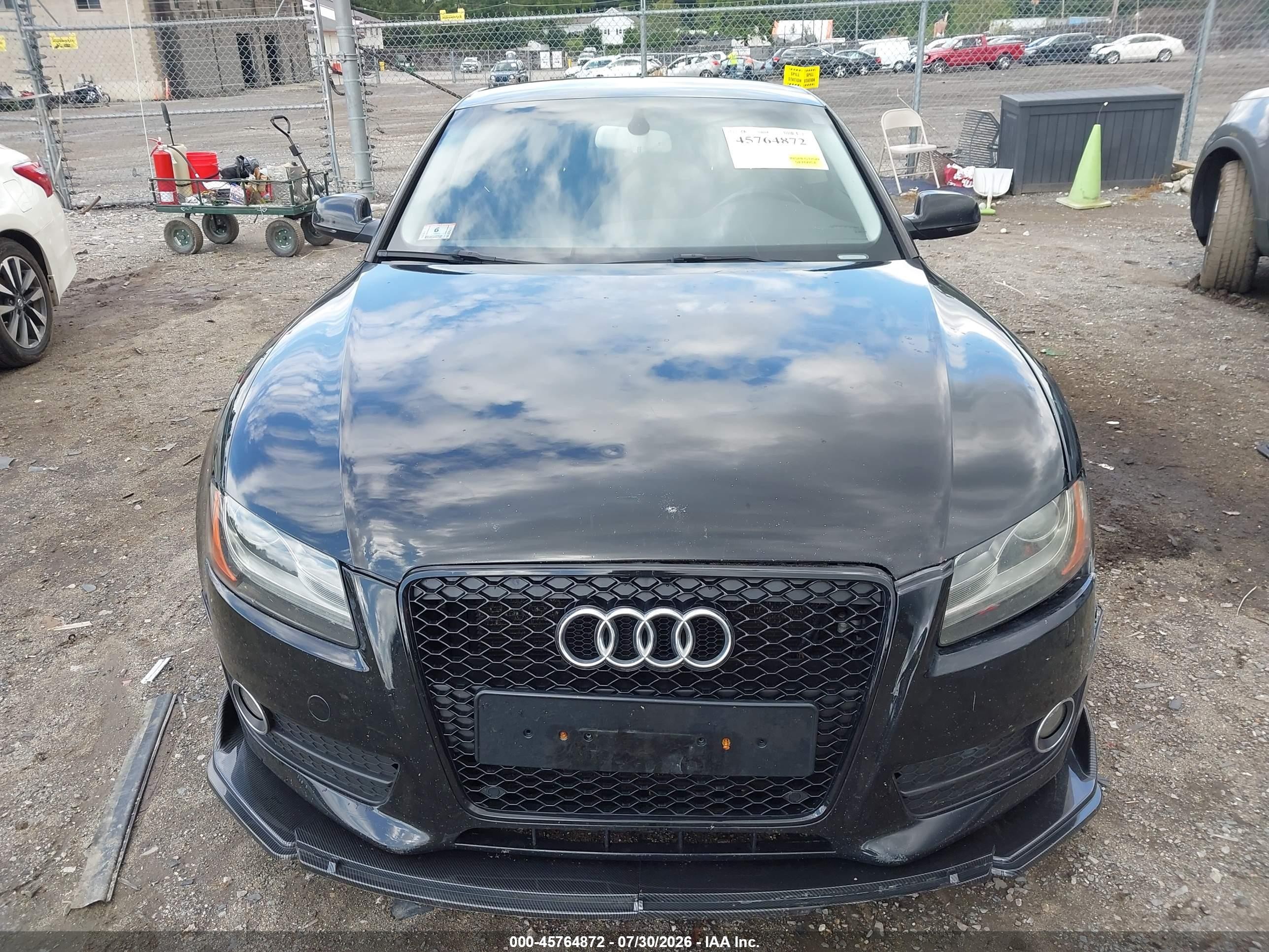 2011 Audi A5 2.0t Premium Черный vin: WAULFAFR4BA081733