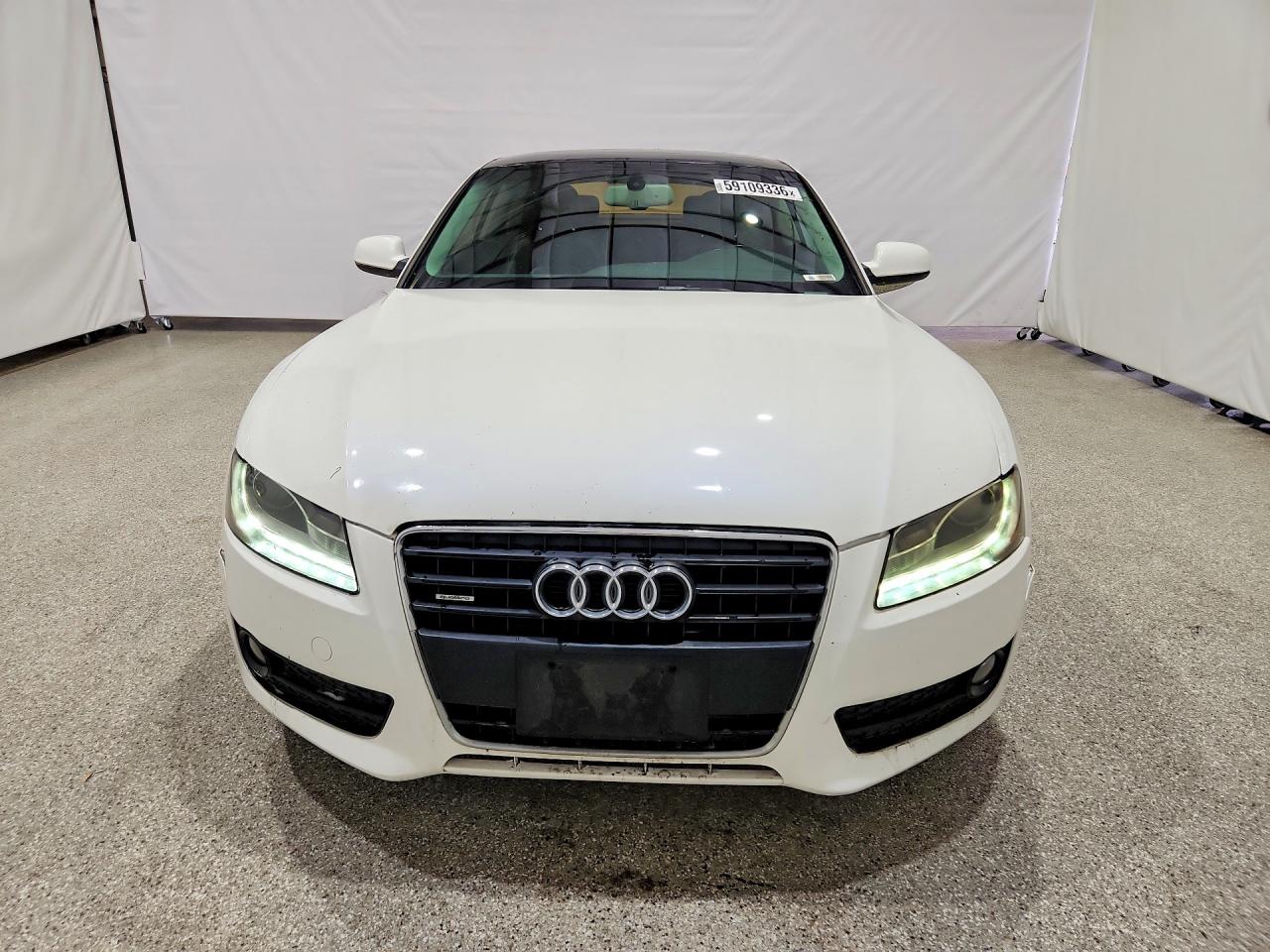 2012 Audi A5 Premium Plus White vin: WAULFAFR4CA004636
