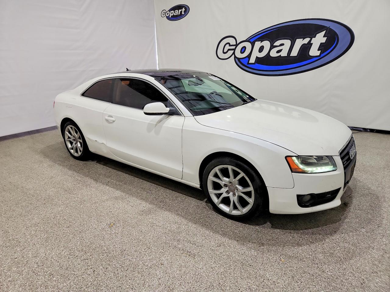 2012 Audi A5 Premium Plus White vin: WAULFAFR4CA004636