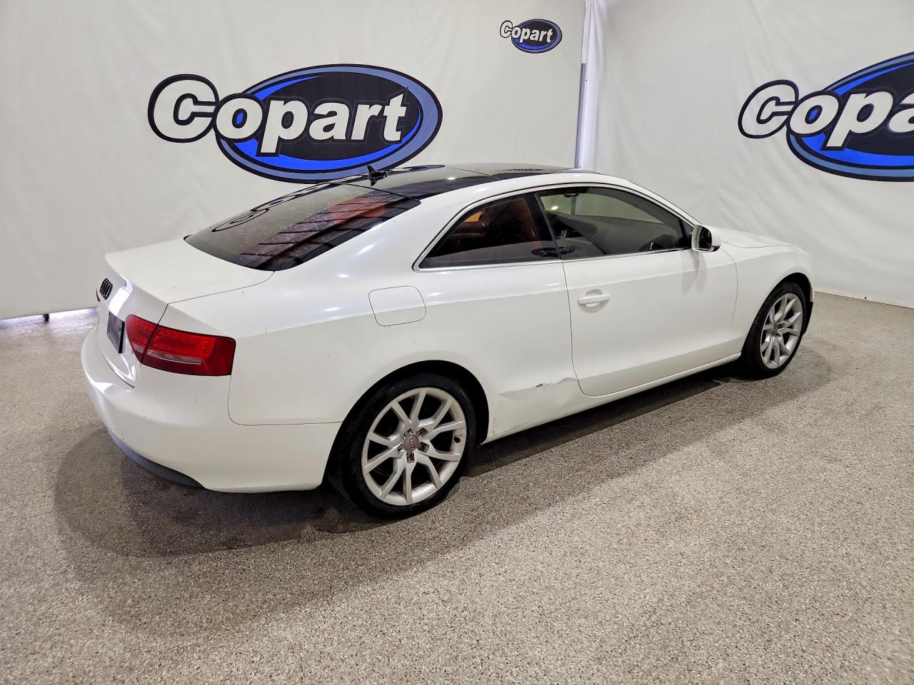 2012 Audi A5 Premium Plus White vin: WAULFAFR4CA004636
