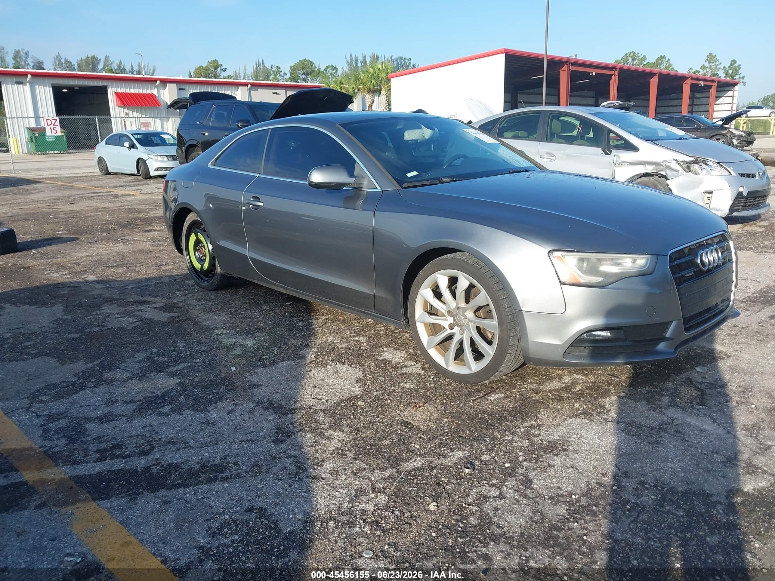 2014 Audi A5 2.0t Premium Gray vin: WAULFAFR4EA014182